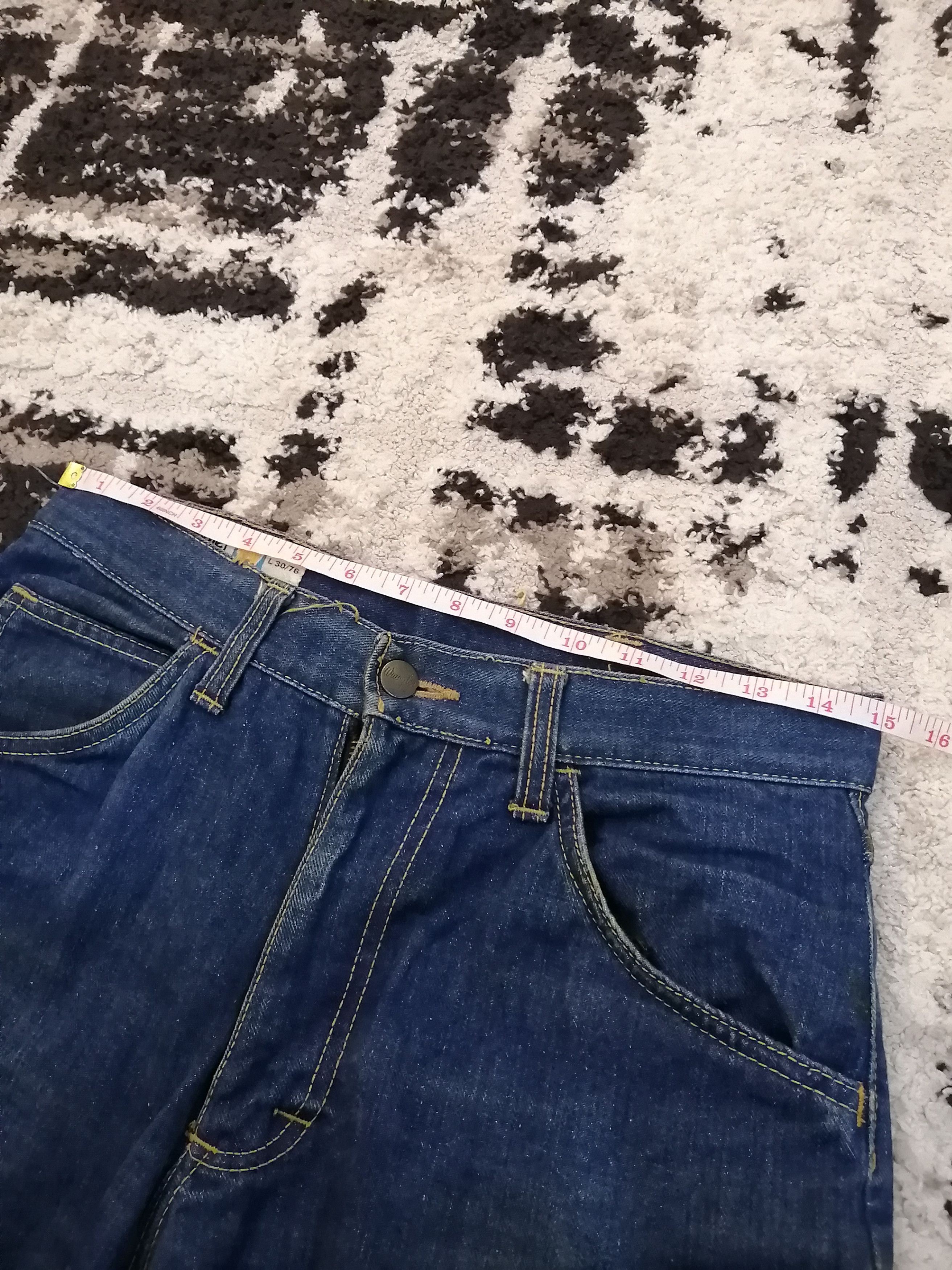 Wrangler Vintage Wrangler Blue Denim Jeans - Size 29 Size US 29 - 25 Thumbnail