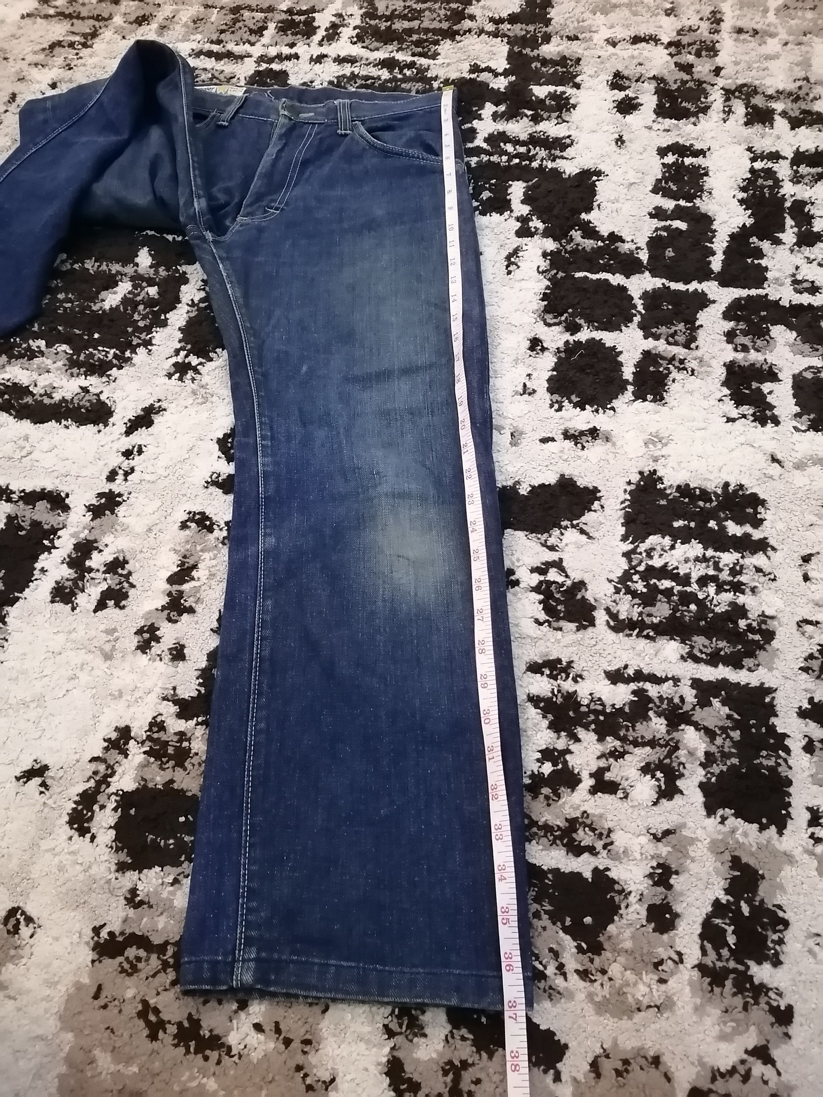 Wrangler Vintage Wrangler Blue Denim Jeans - Size 29 Size US 29 - 23 Thumbnail