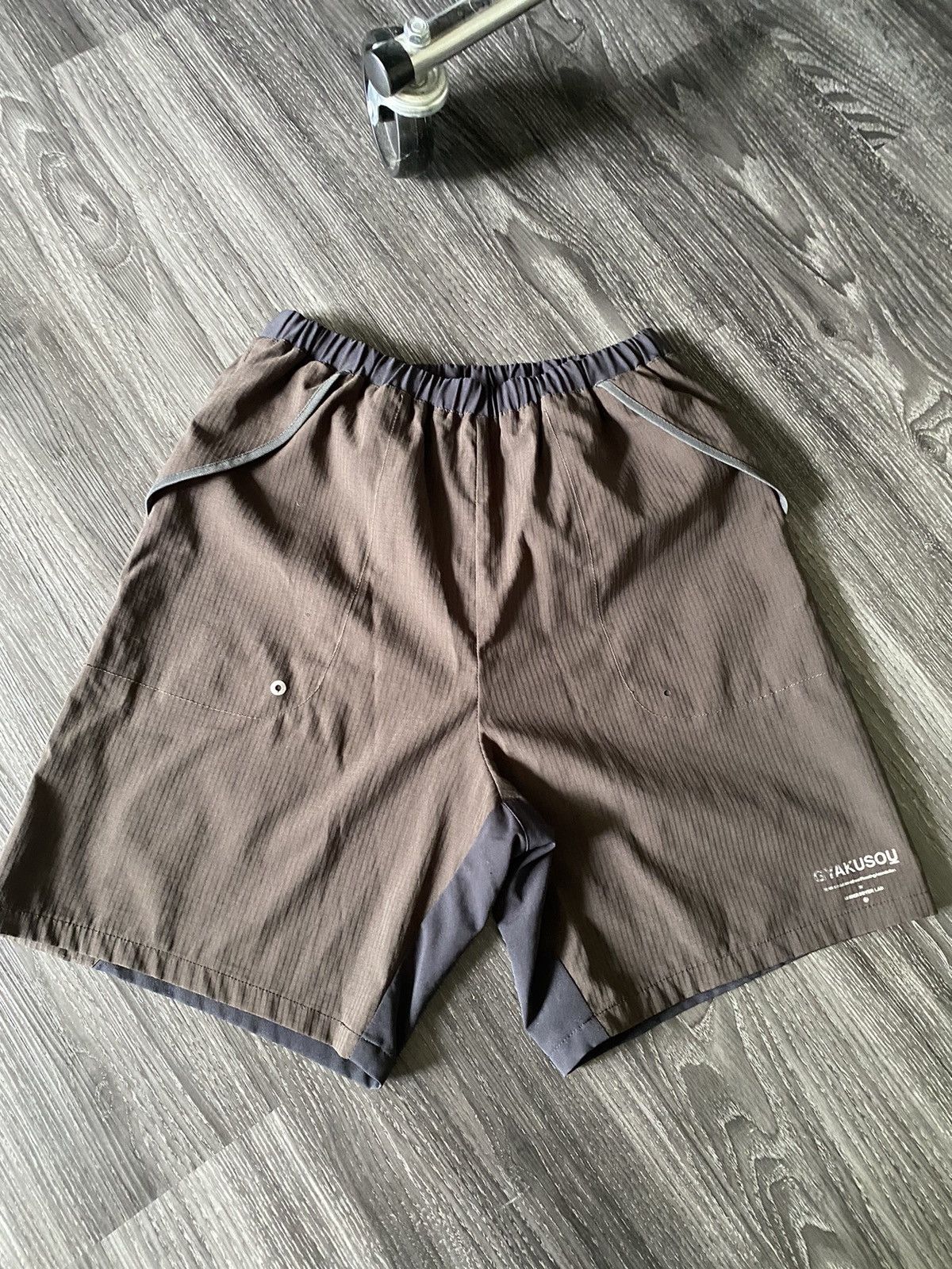 Gyakusou 2010 First Generation Shorts Size US 30 / EU 46 - 2 Thumbnail