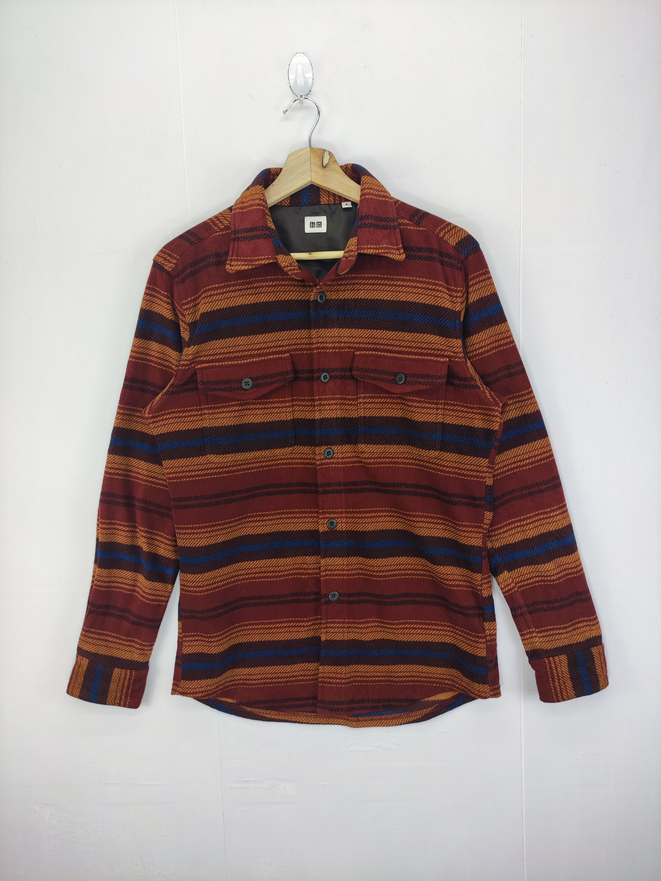 Japanese Brand Vintage Uniqlo Flannel Fleece Button Up Long Sleeve Size M / US 6-8 / IT 42-44 - 1 Thumbnail