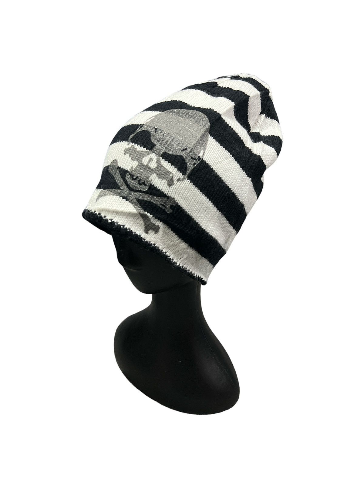 Vintage REVERSIBLE STRIPE SKULL KURT KOBAIN BEANIE HAT Size ONE SIZE - 1 Thumbnail