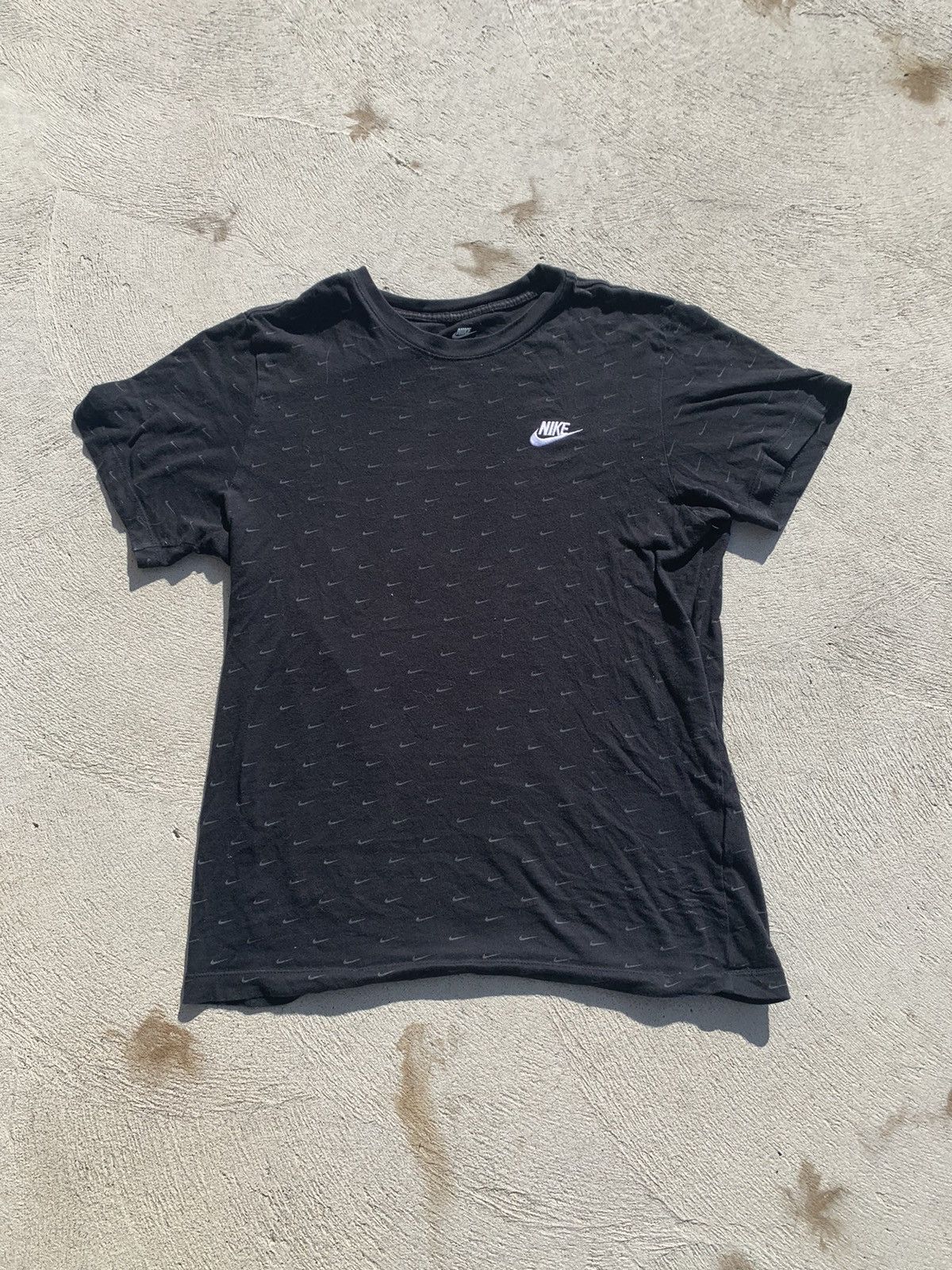 Nike Nike Swoosh Monogram Tee (S) Size US S / EU 44-46 / 1 - 2 Thumbnail