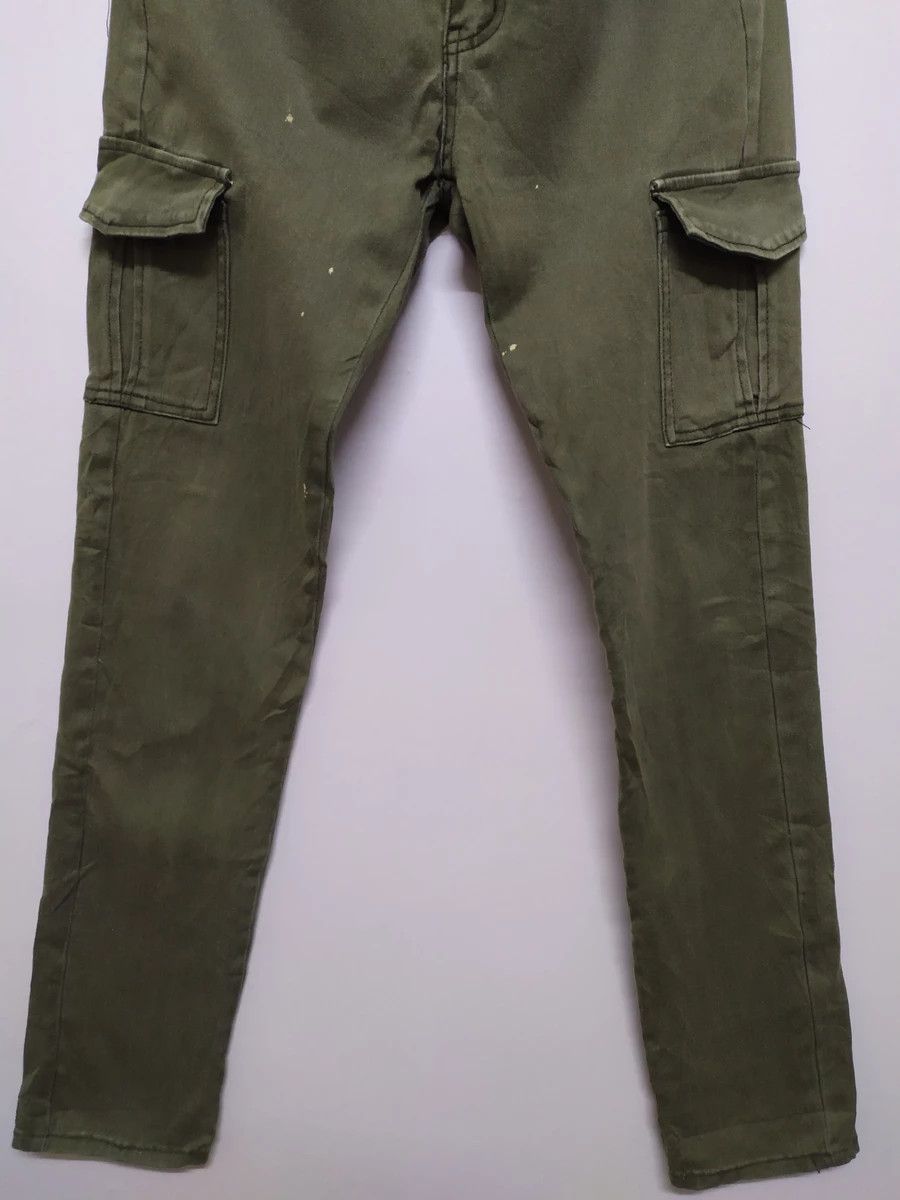 Japanese Brand INVISIBLE FADED SKINNY CARGO PANTS Size US 30 / EU 46 - 3 Thumbnail