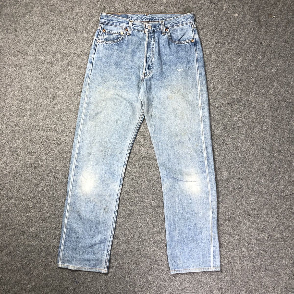 vintage 90s Levis 501 Distressed Jeans