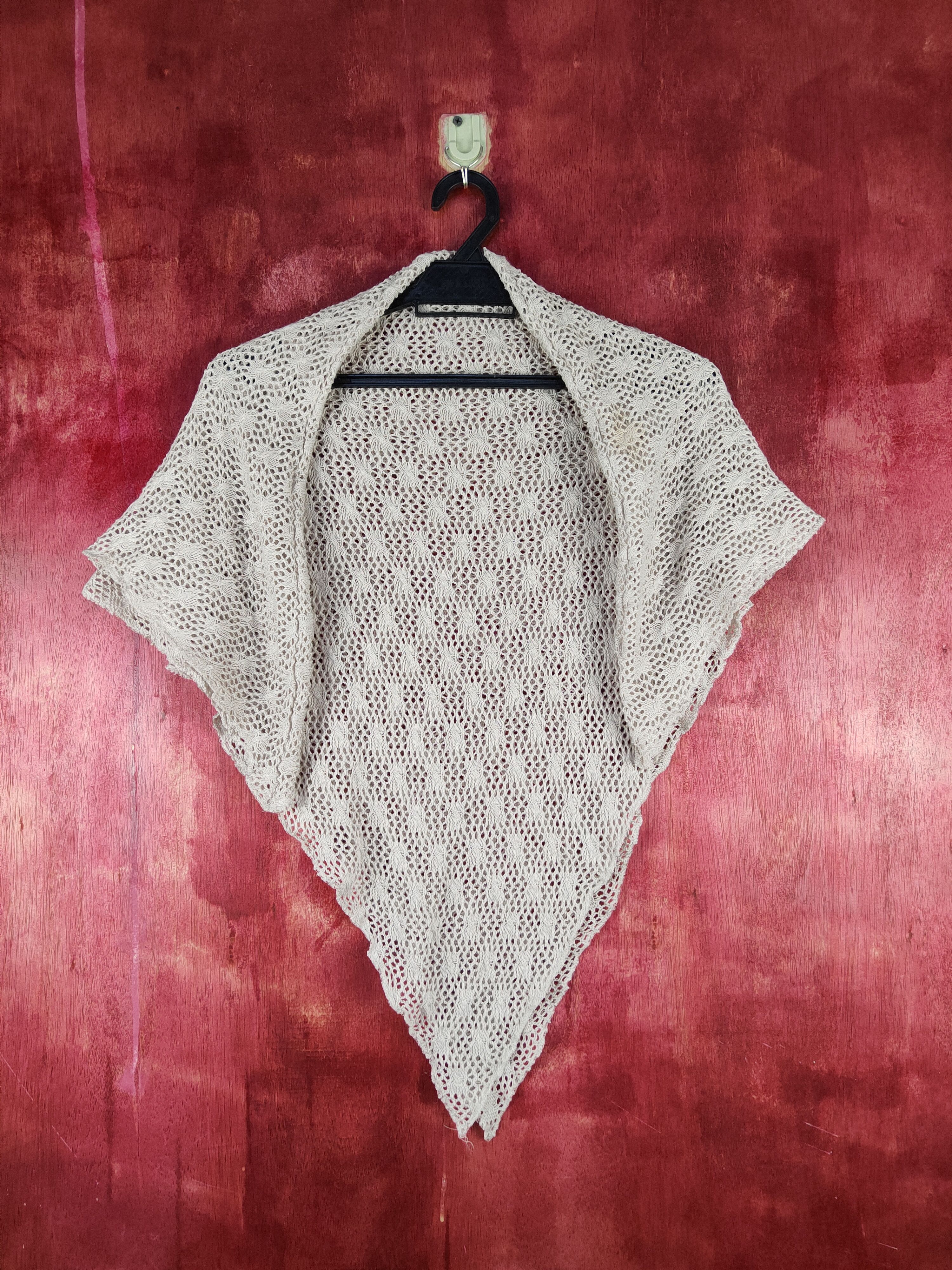 Japanese Brand Japanese Brand Beige Crochet Meshnet Knitwear Scarves #S1041 Size ONE SIZE - 1 Thumbnail