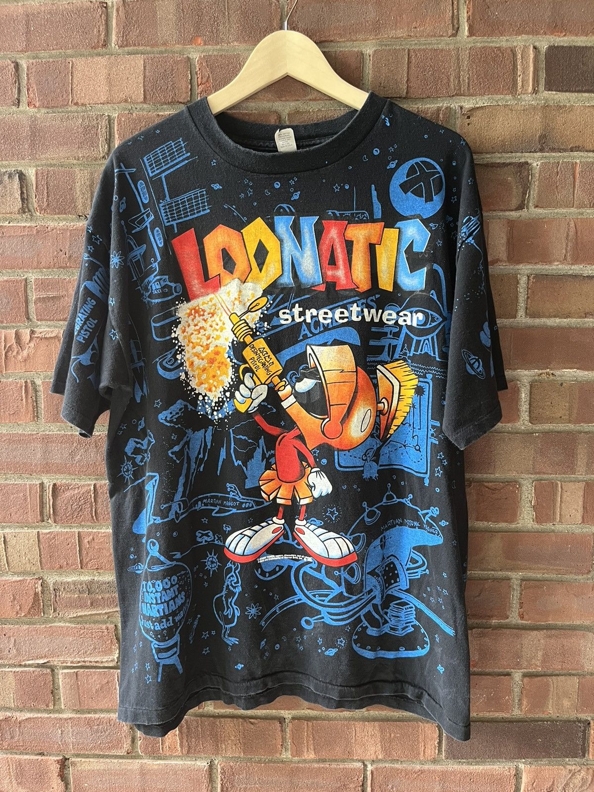 Vintage looney toons AOP shirt