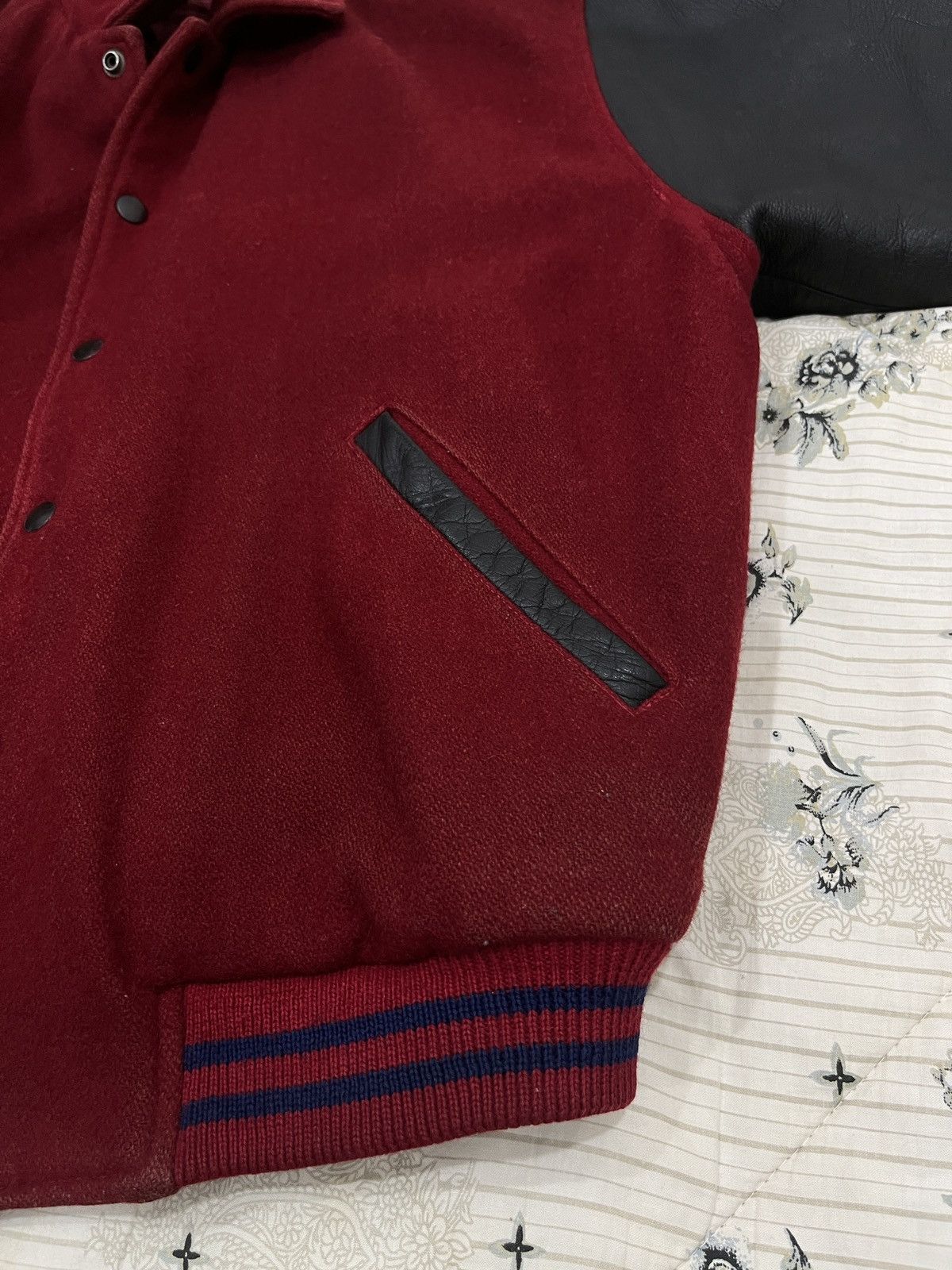 Grailed (Jjj)VINTAGE O HENRY HYPEBEAST VARSITY LEATHER SLEEVE JACKET Size US M / EU 48-50 / 2 - 13 Thumbnail