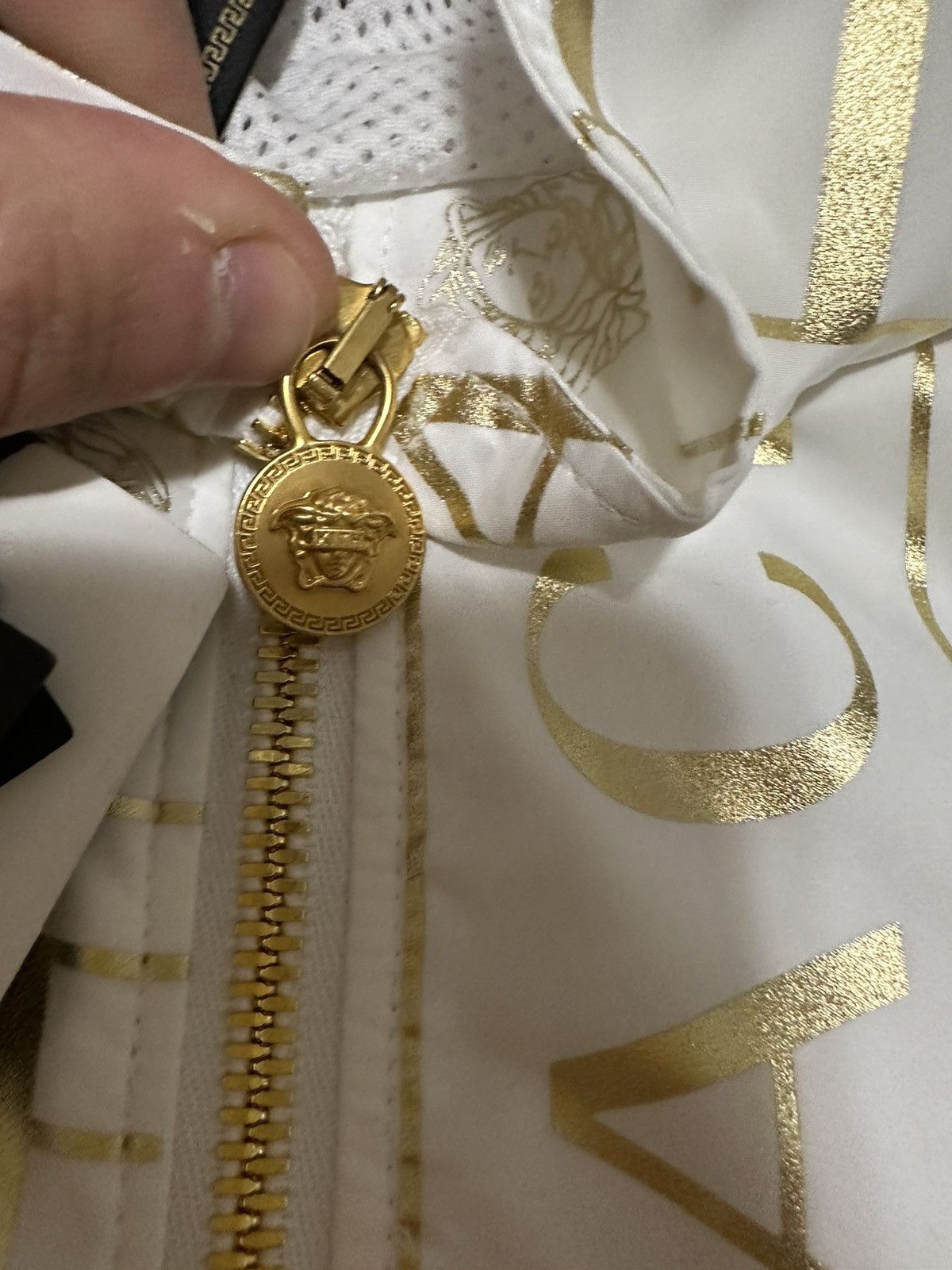 Kith × Versace Kith X Versace light Jacket medusa Size US M / EU 48-50 / 2 - 5 Thumbnail