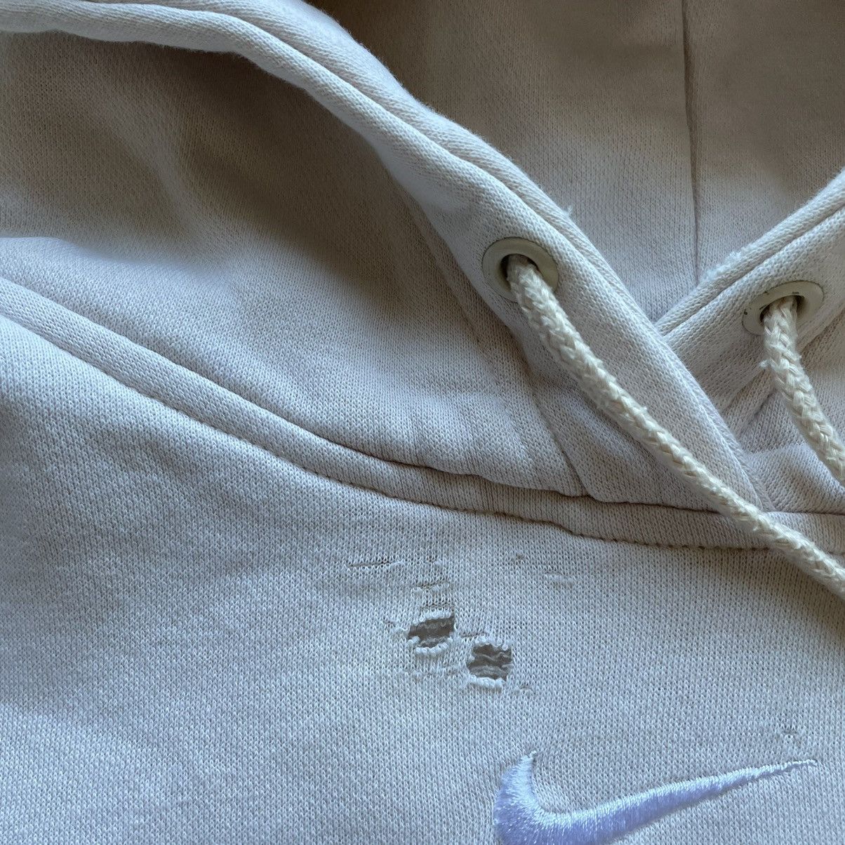 Nike × Vintage Vintage 2000s Nike Center swoosh Embroidered Hoodie XS Rare Size US XS / EU 42 / 0 - 3 Thumbnail