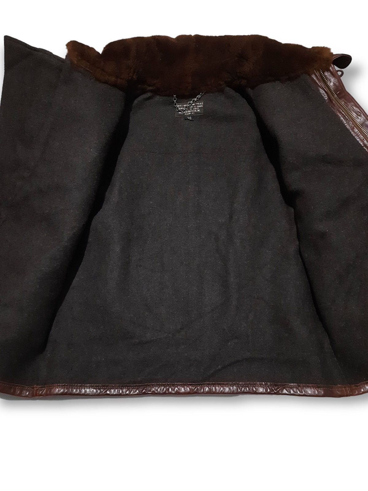 Buzz Rickson's B-2 werber horse leather flying jacket Size US M / EU 48-50 / 2 - 8 Thumbnail