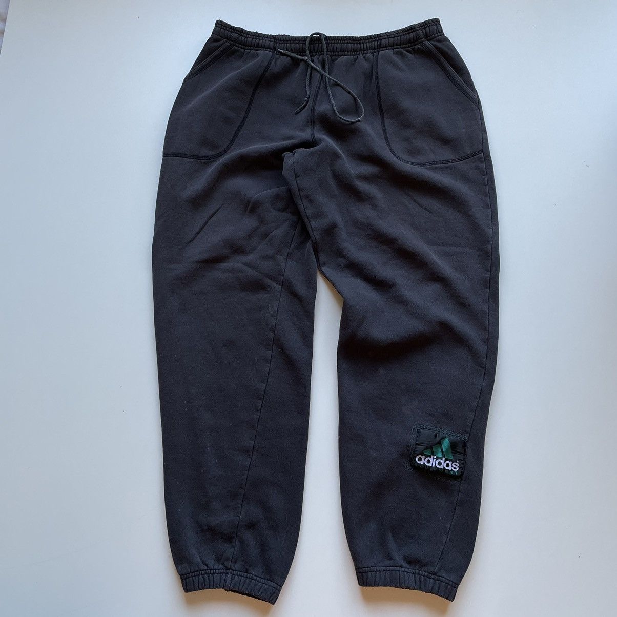 Adidas Vintage 90s Adidas Equipment Sweatpants black faded XL Size US 35 - 1 Thumbnail