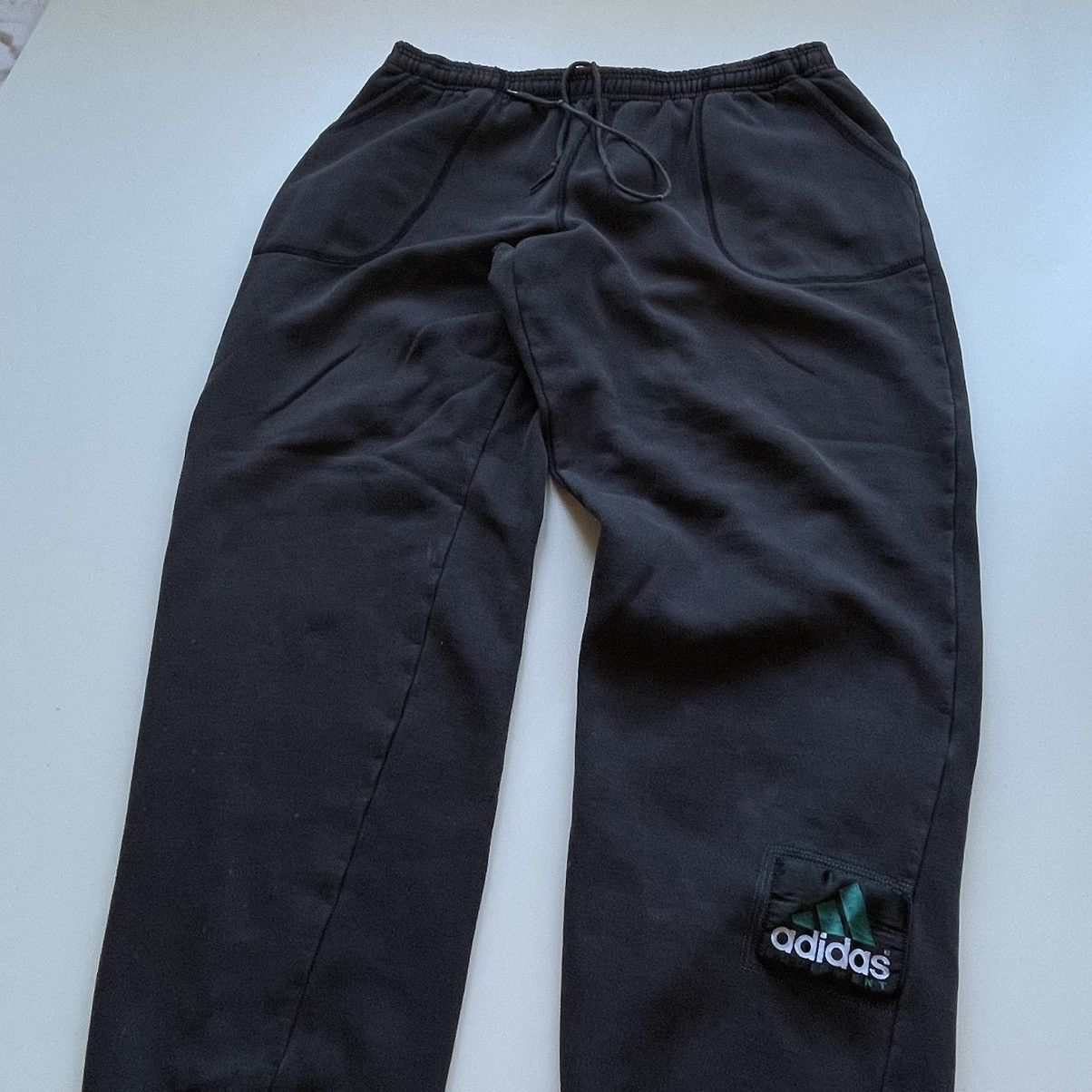 Adidas Vintage 90s Adidas Equipment Sweatpants black faded XL Size US 35 - 2 Thumbnail
