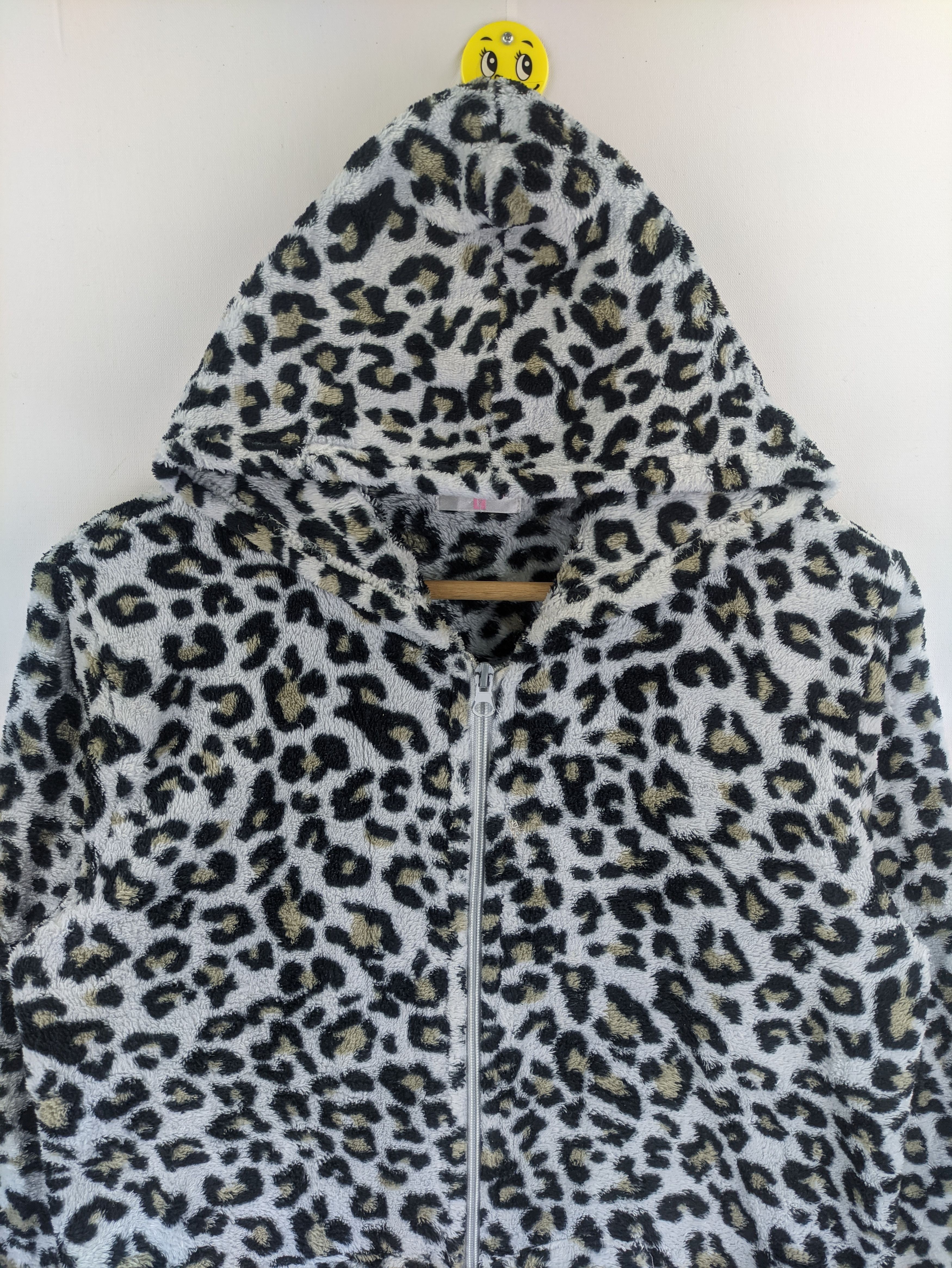 Japanese Brand Steals🔥Leopard Fleece Jacket Hooded by Jane Eyre Size M / US 6-8 / IT 42-44 - 6 Thumbnail