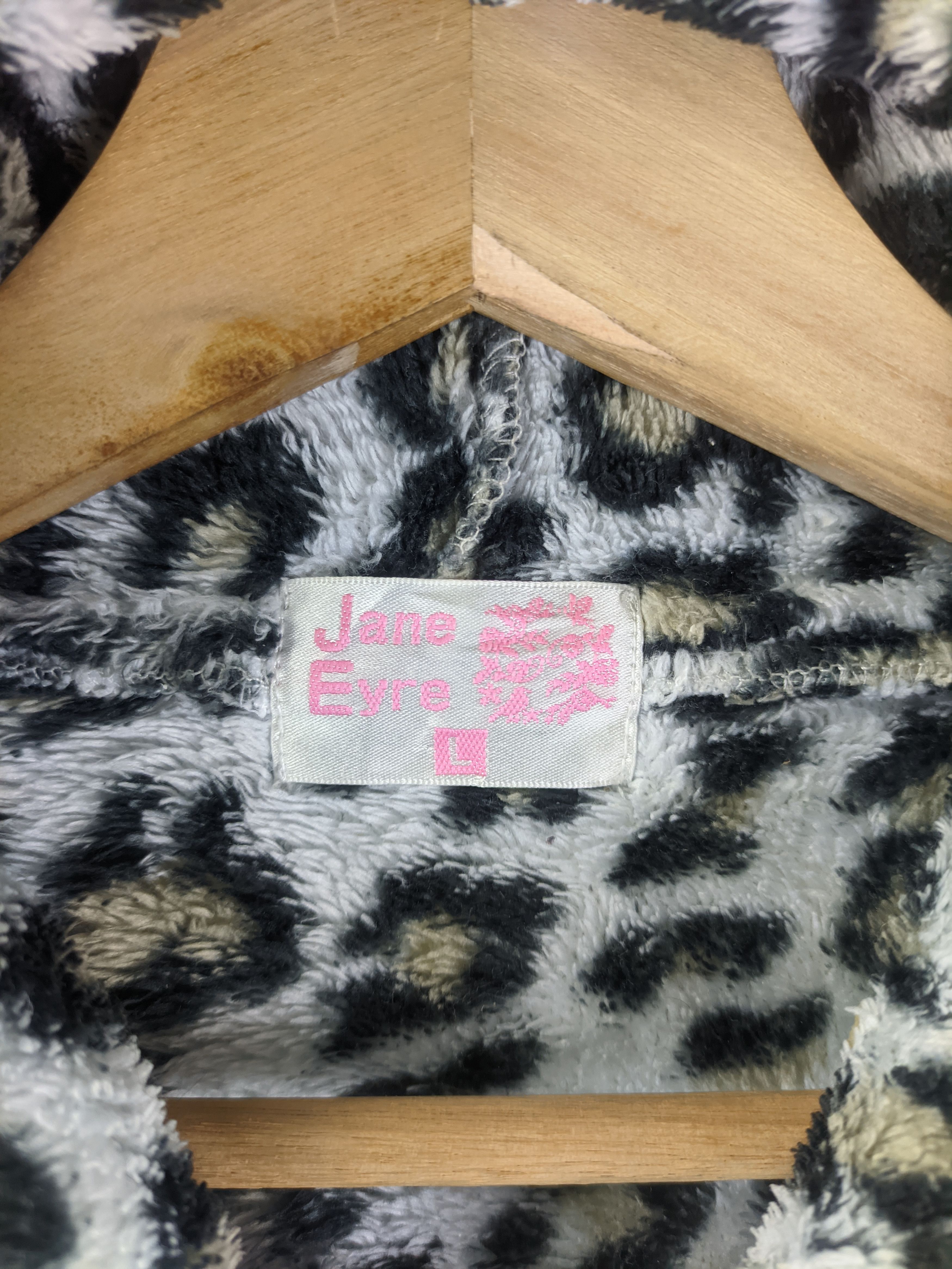 Japanese Brand Steals🔥Leopard Fleece Jacket Hooded by Jane Eyre Size M / US 6-8 / IT 42-44 - 3 Thumbnail