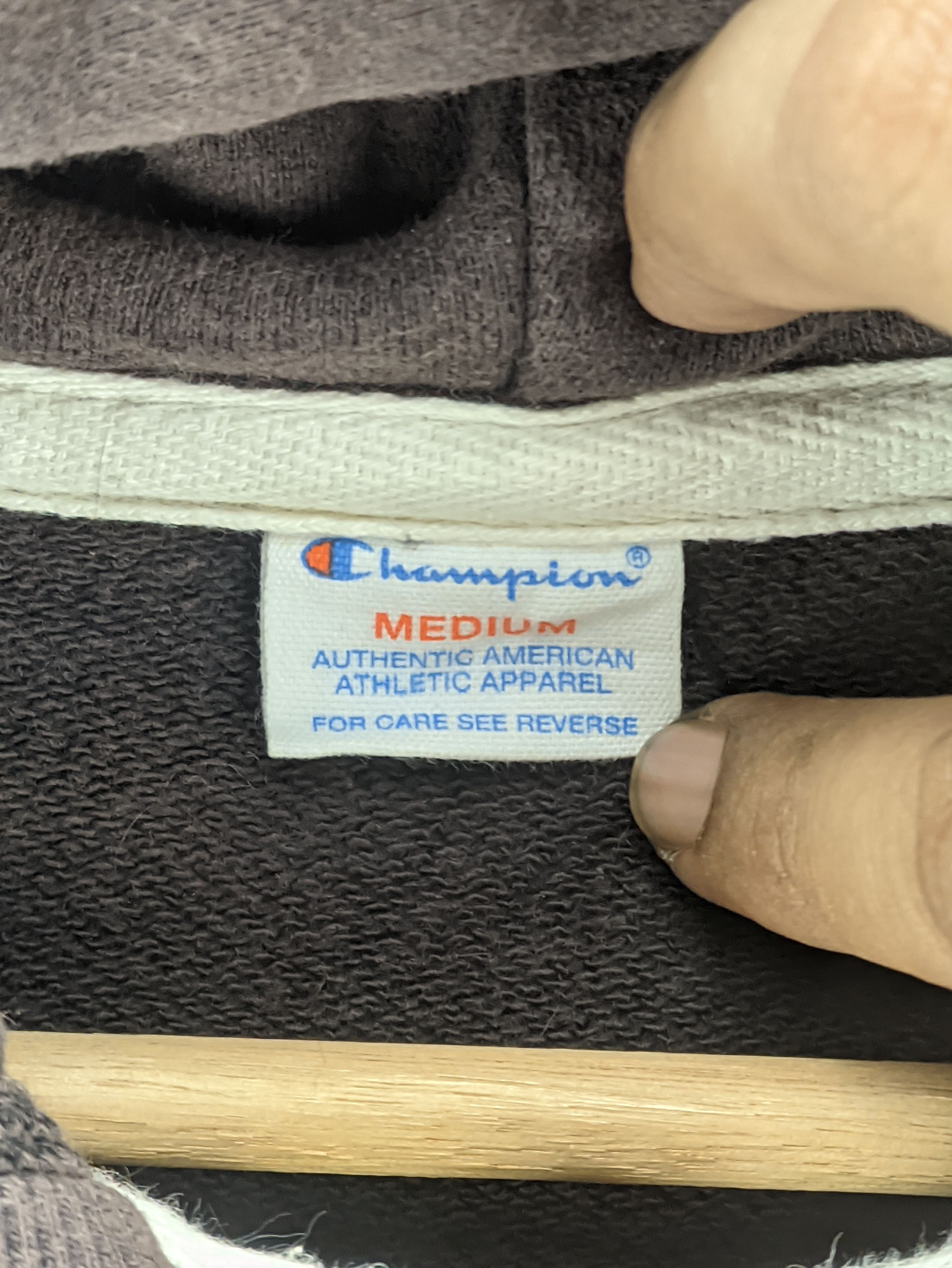 Champion Steals🔥Vintage Hoodie Zip Up by Champion Size US M / EU 48-50 / 2 - 3 Thumbnail