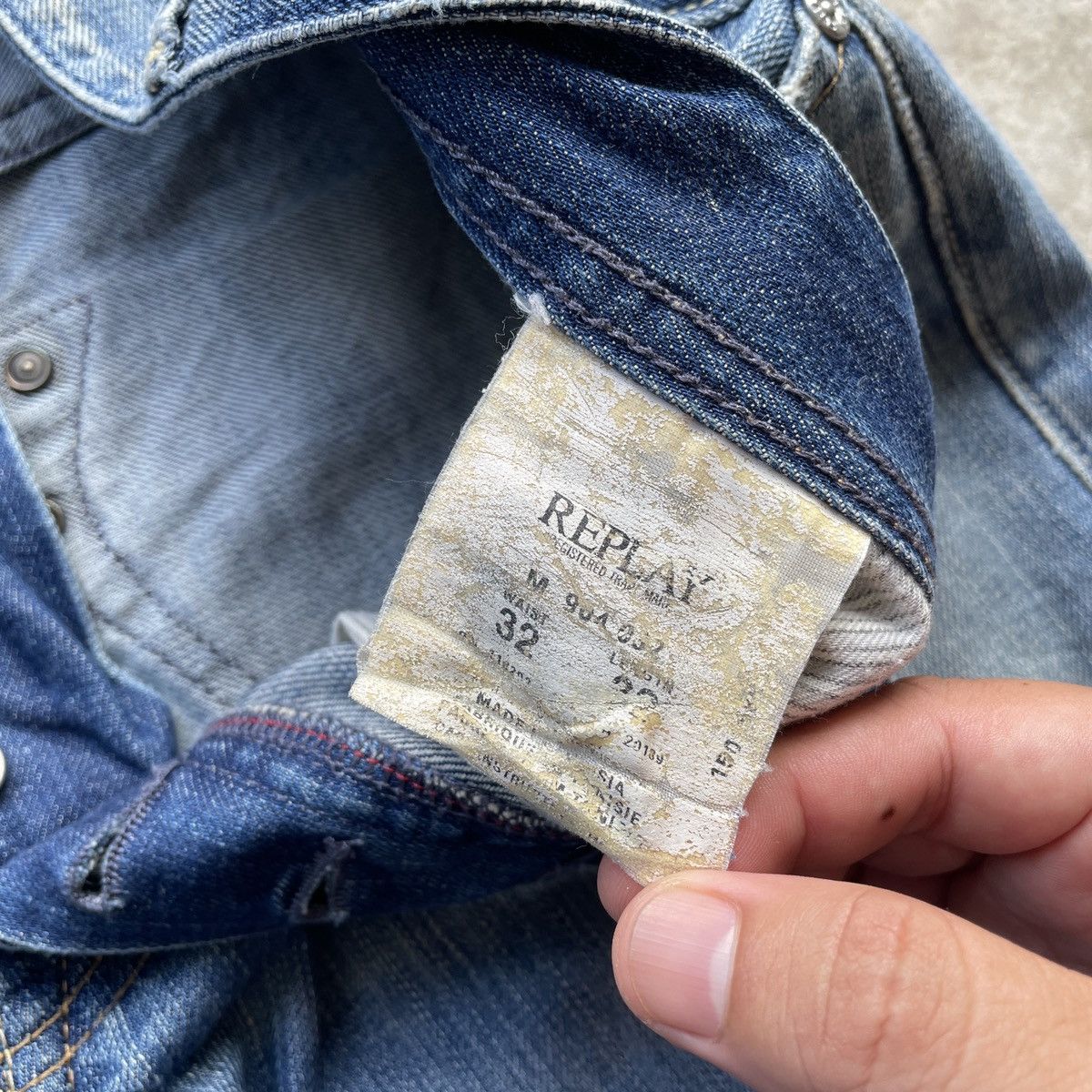 Jean × Replay × Vintage Vintage Replay Fly Button Distressed Denim Jeans Pants Faded Size US 33 - 9 Thumbnail