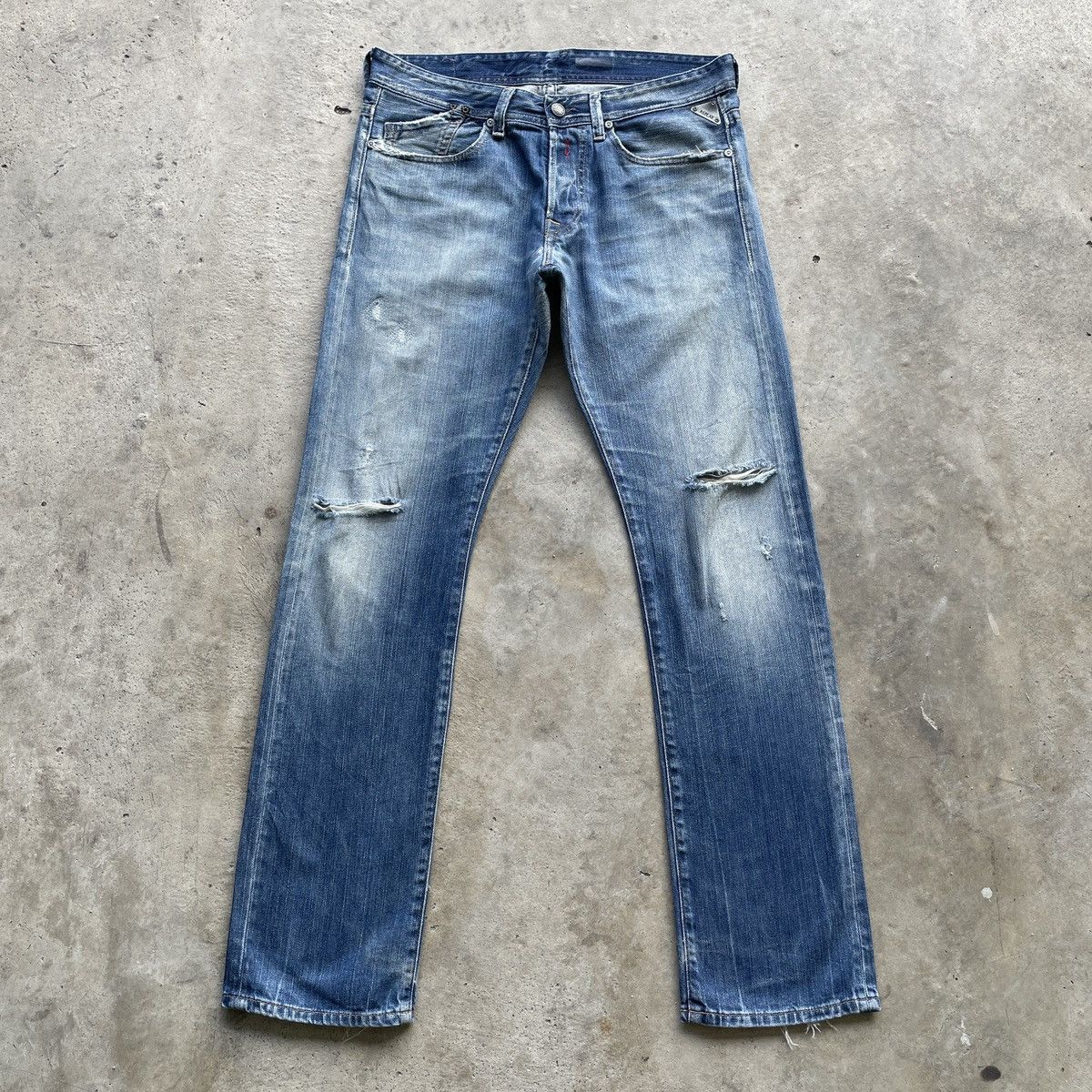 Jean × Replay × Vintage Vintage Replay Fly Button Distressed Denim Jeans Pants Faded Size US 33 - 1 Thumbnail