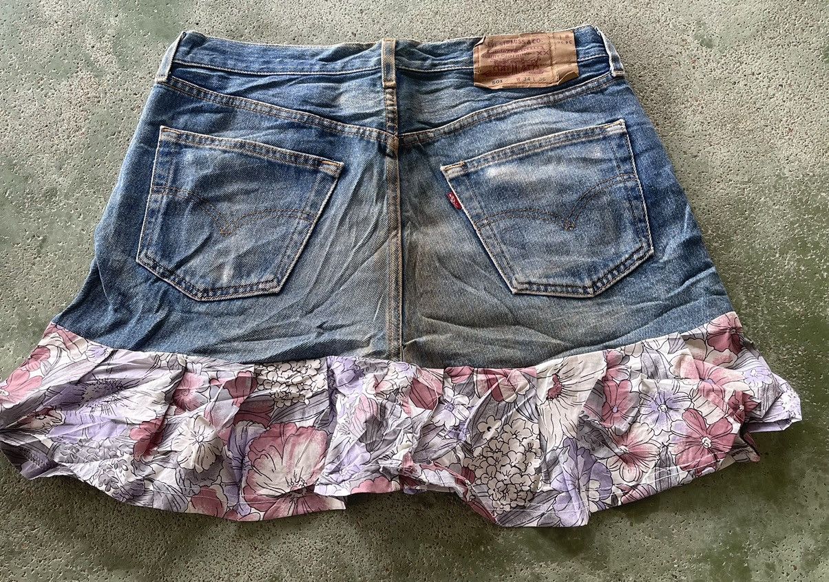 Levi's VINTAGE LEVI'S SKIRT JEANS USA Size 33" - 2 Thumbnail