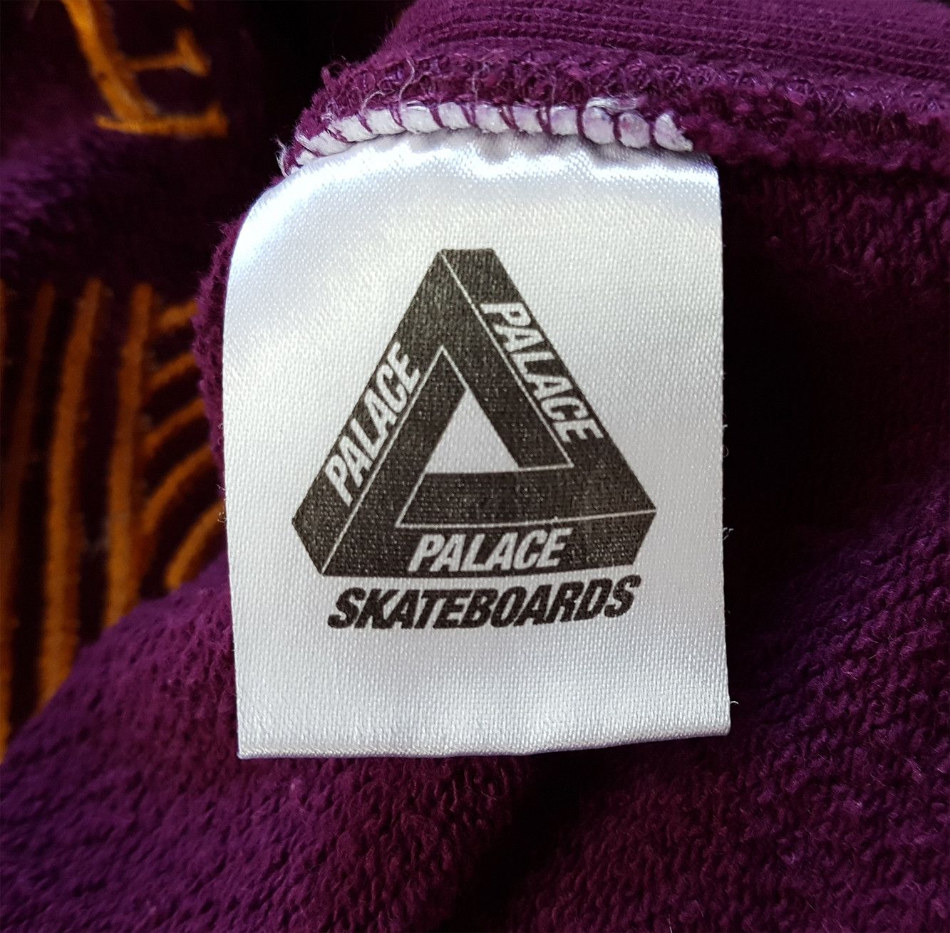 Palace Palace Palis Londres Embroidered Crewneck Sweatshirt Size US M / EU 48-50 / 2 - 11 Thumbnail