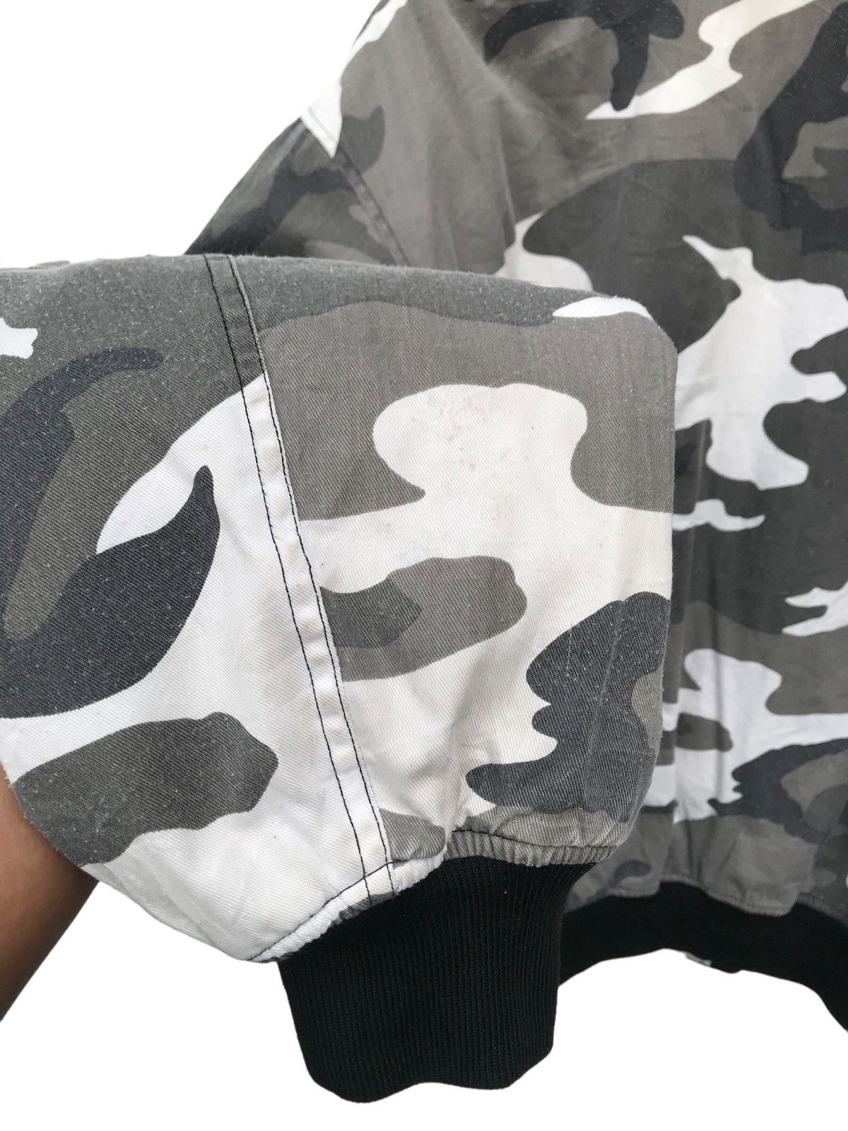 Other Ma 1 Camo Bombers Military Flight Jacket Size US XL / EU 56 / 4 - 7 Thumbnail