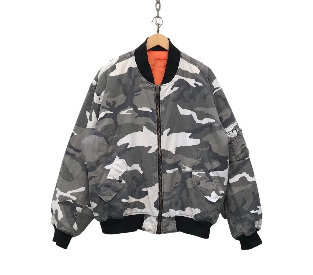 Other Ma 1 Camo Bombers Military Flight Jacket Size US XL / EU 56 / 4 - 1 Thumbnail