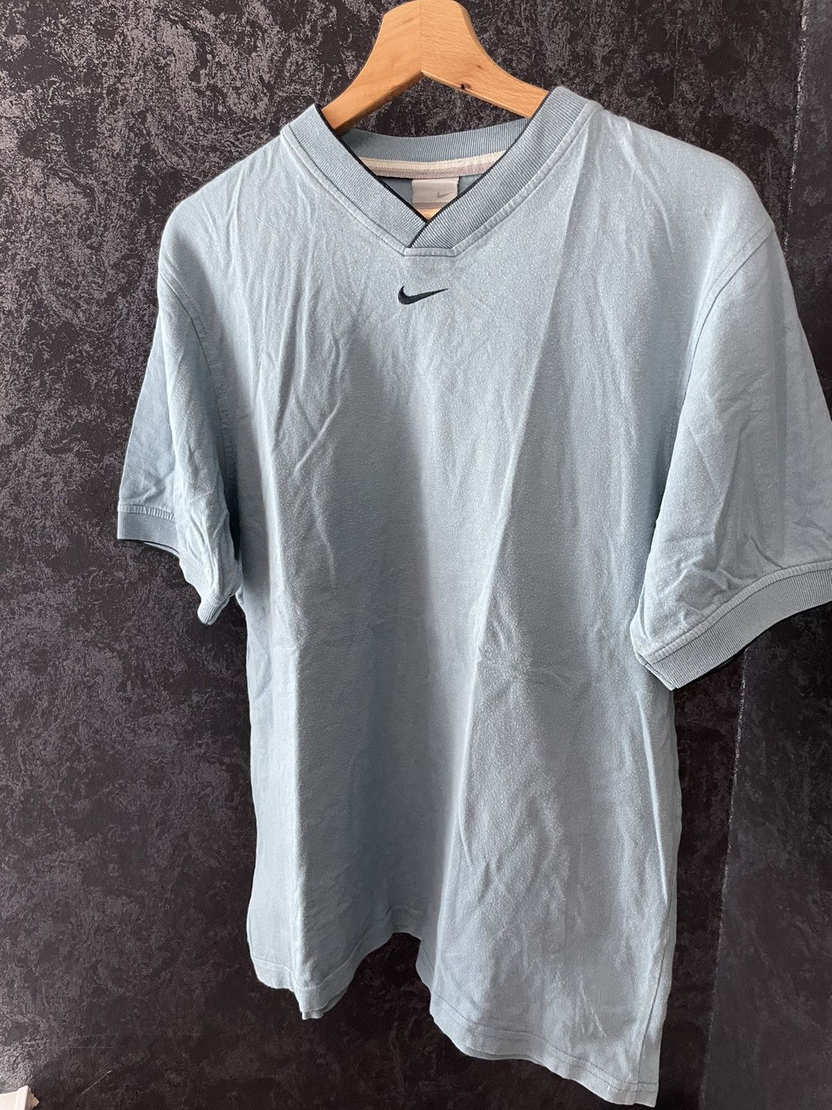 Nike × Vintage 🔥Nike vintage y2k center logo swoosh t shirt Size US M / EU 48-50 / 2 - 4 Thumbnail