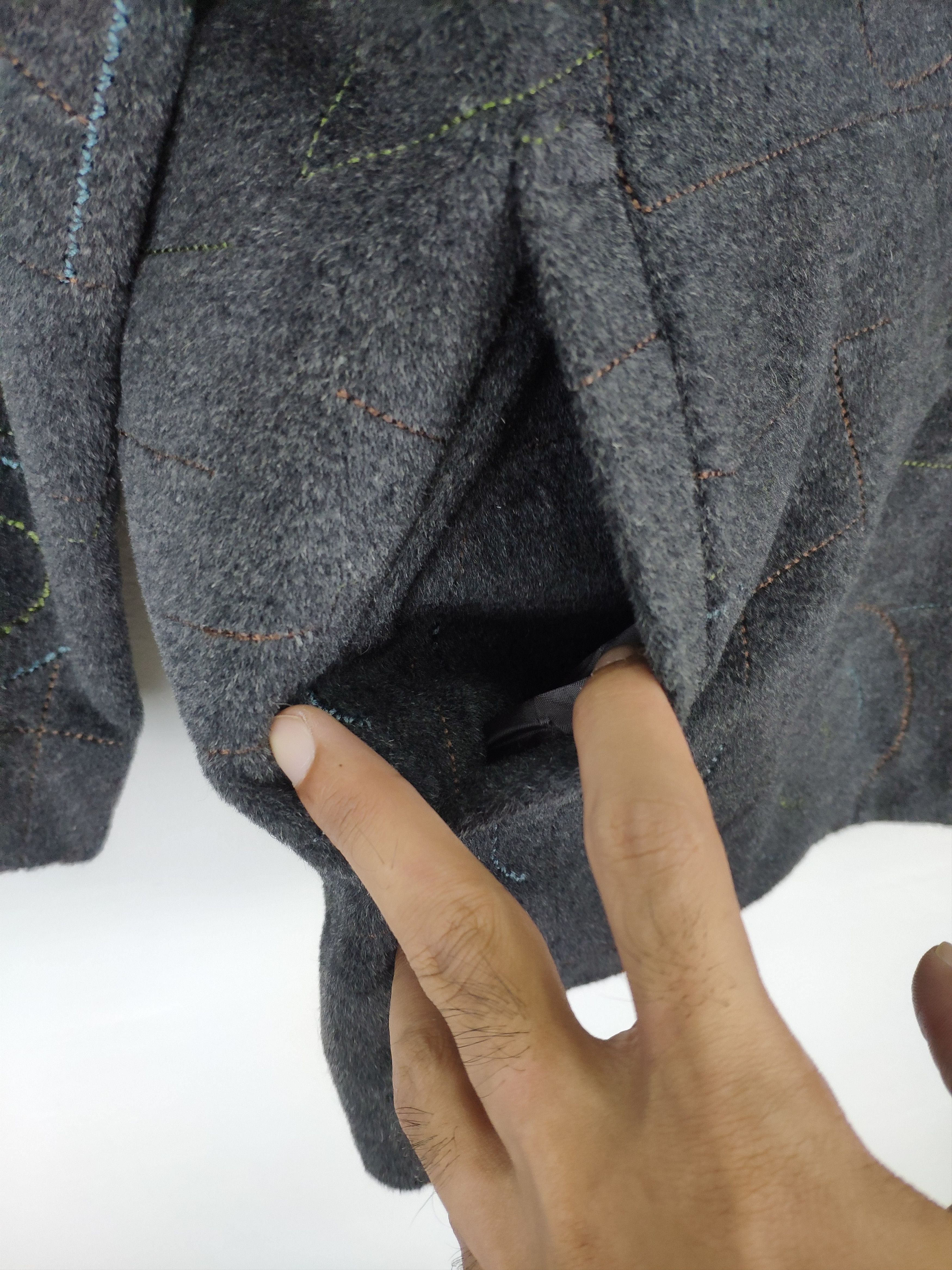 Japanese Brand × Le Grande Bleu (L.G.B.) Vintage Wool Cardigan Jacket Embroidered Motif Size US M / EU 48-50 / 2 - 7 Thumbnail