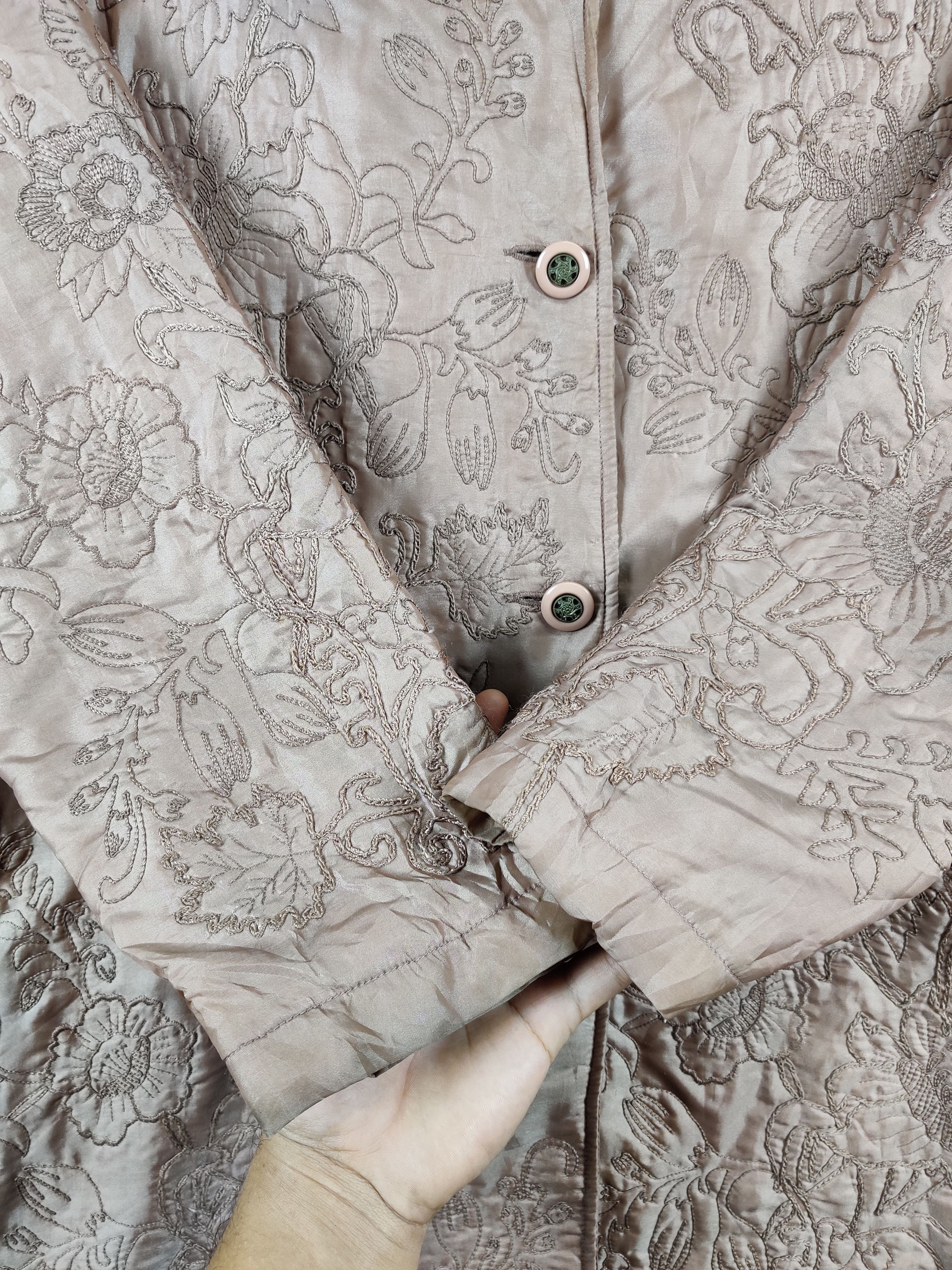 The Unbranded Brand Vintage Unbranded Floral Buttons Up Jacket Size US M / EU 48-50 / 2 - 8 Thumbnail