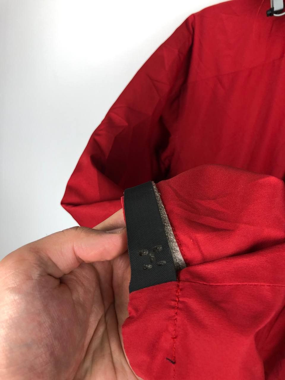 Haglofs Haglows Proof Jacket Red Techno Hooded size M Size US M / EU 48-50 / 2 - 5 Thumbnail