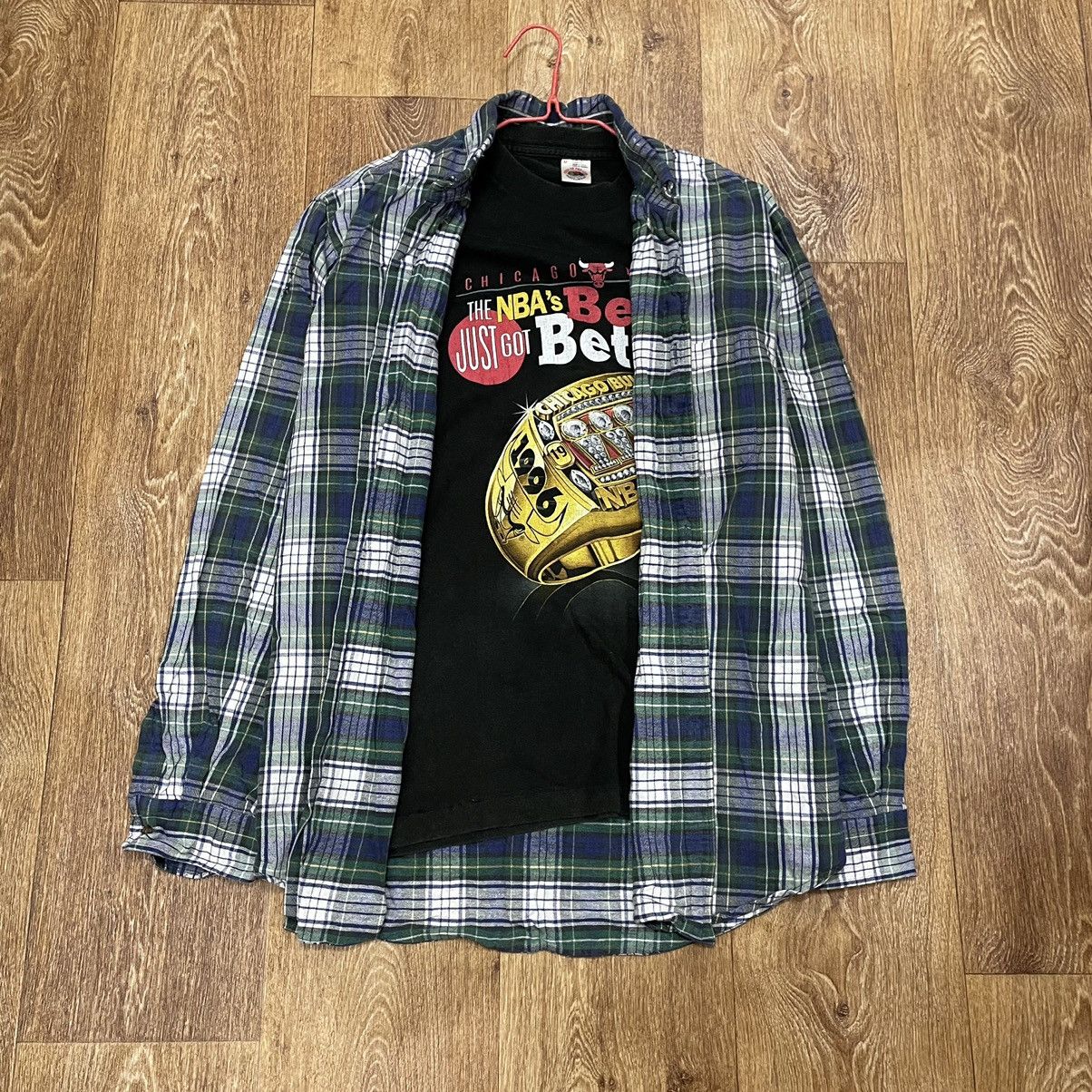 Vintage Vintage 90s Plaid Shirt Graphic Tee Layering Skate Grunge L Size US L / EU 52-54 / 3 - 1 Thumbnail