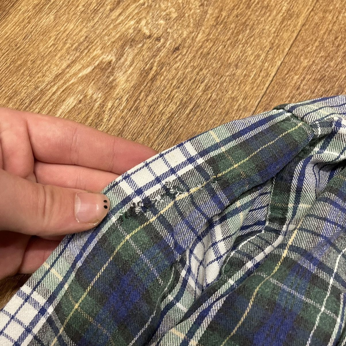 Vintage Vintage 90s Plaid Shirt Graphic Tee Layering Skate Grunge L Size US L / EU 52-54 / 3 - 6 Thumbnail