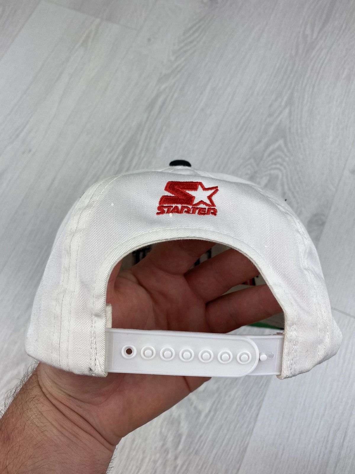 NBA Vintage Chicago Bulls Starter NBA Cap Hat Lakers Bills Size ONE SIZE - 3 Thumbnail