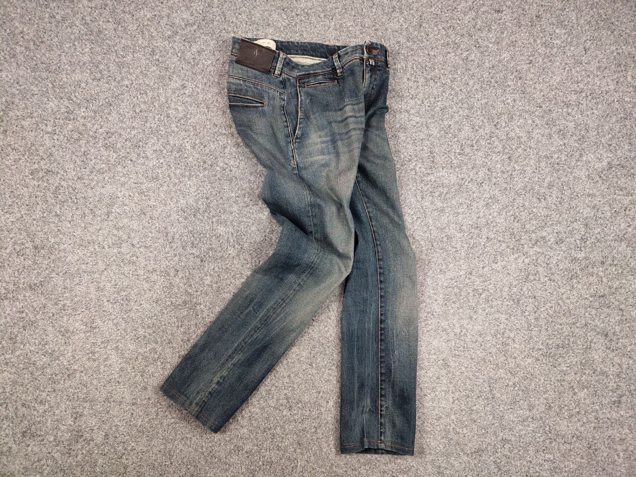 Siviglia Siviglia Premium Designer Fabric Faded Denim Jeans Size US 30 / EU 46 - 16 Thumbnail