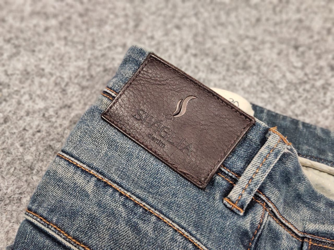 Siviglia Siviglia Premium Designer Fabric Faded Denim Jeans Size US 30 / EU 46 - 18 Thumbnail
