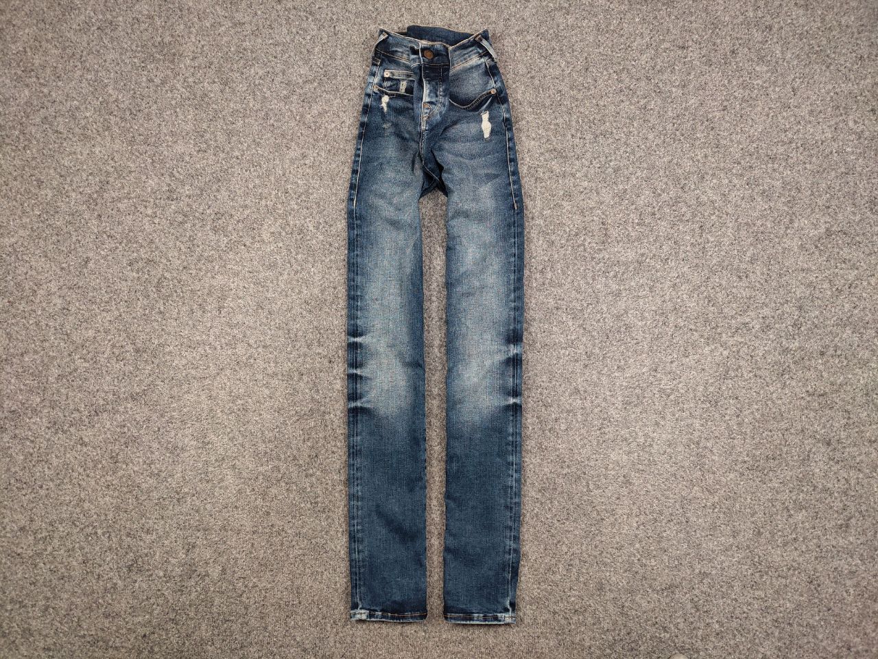 True Religion Vintage True Religion Rocco Relaxed Skinny Faded Denim Jeans Size US 28 / EU 44 - 1 Thumbnail