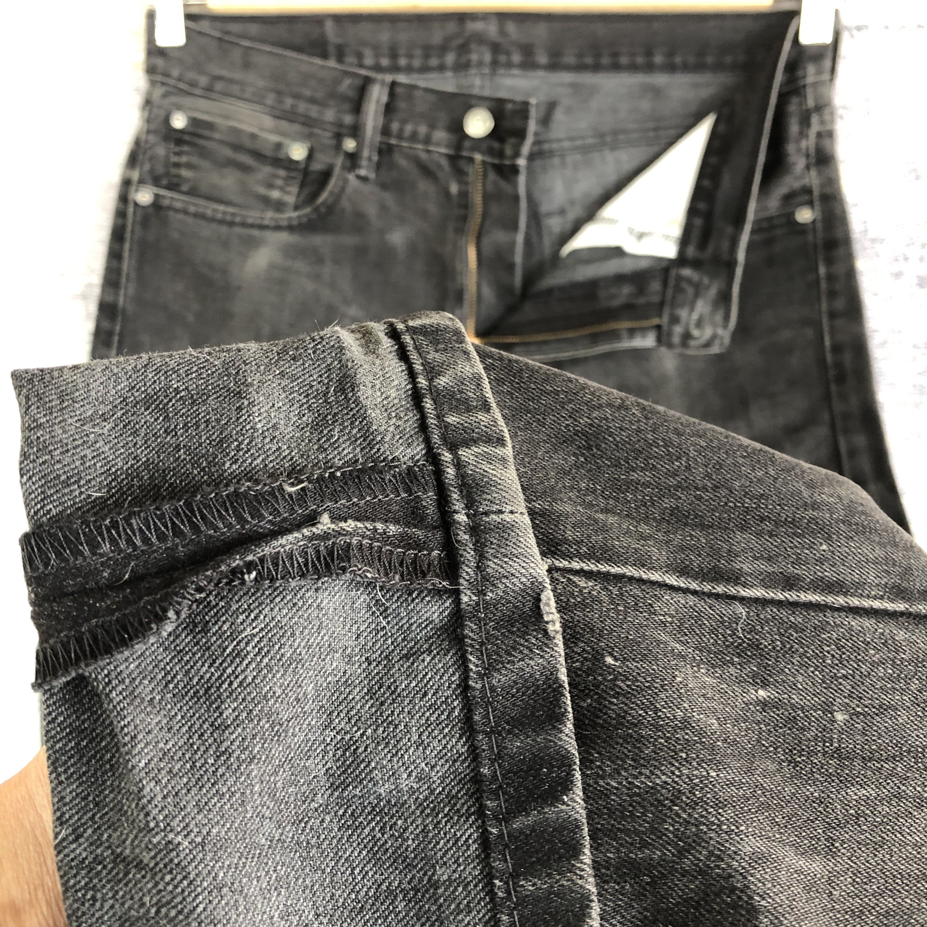 Levi's × Vintage Vintage Levis Skinny Tapered Slim Jeans Levi's Black Denim Size US 34 / EU 50 - 8 Thumbnail