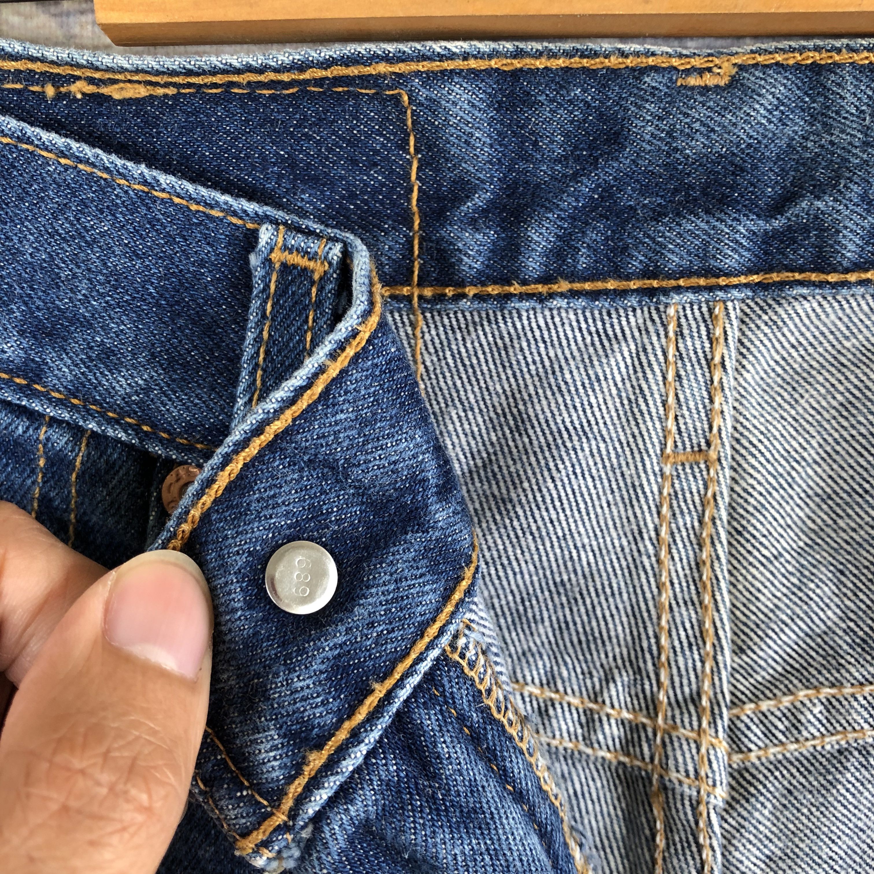 If Six Was Nine × Levi's × Vintage Vintage Levis 517 Flared Jeans Levi's Bell Bottom Blue Denim Size 26" / US 2 / IT 38 - 7 Thumbnail