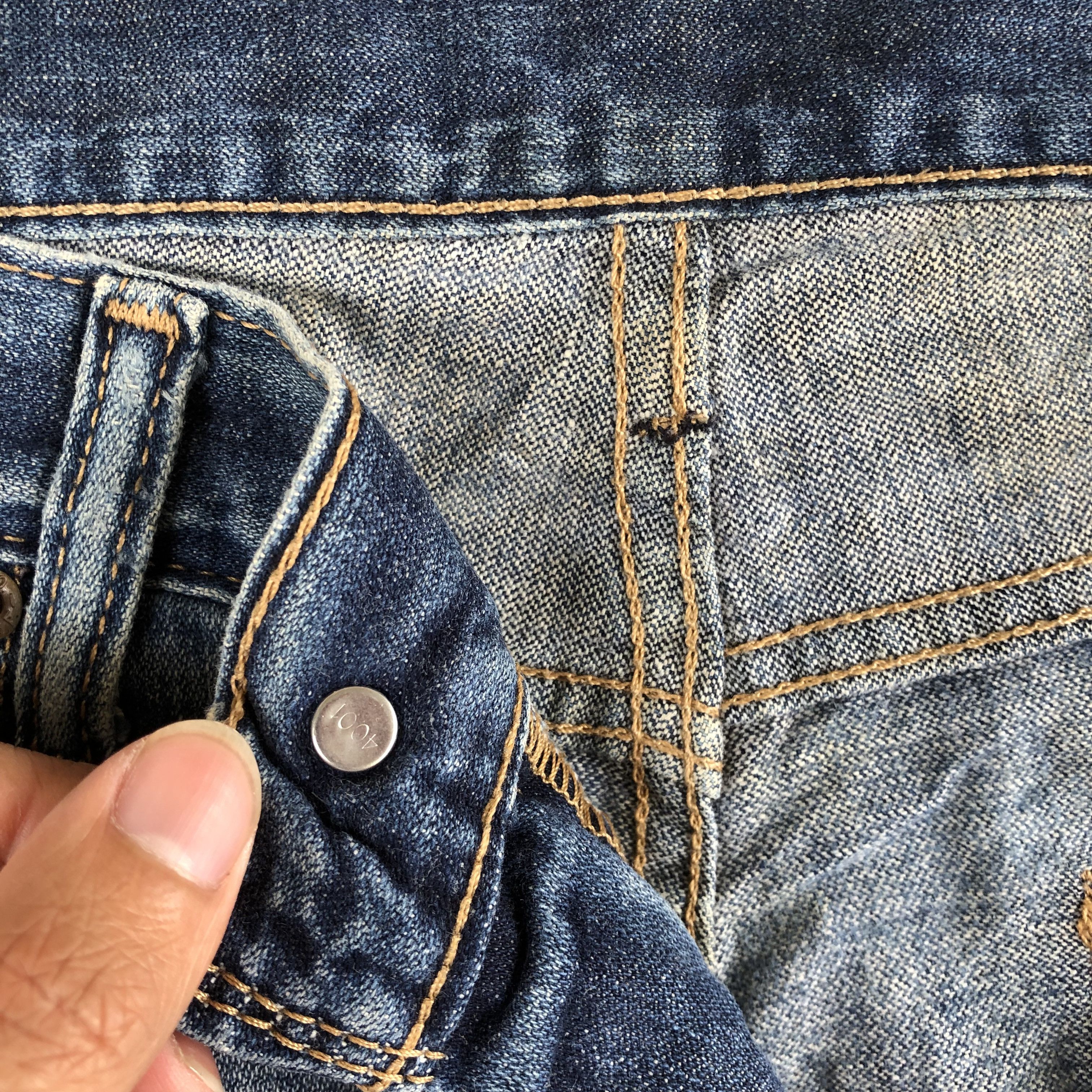Levi's Vintage Levis Distressed Jeans Levi's Faded Blue Denim Pants Size US 32 / EU 48 - 7 Thumbnail