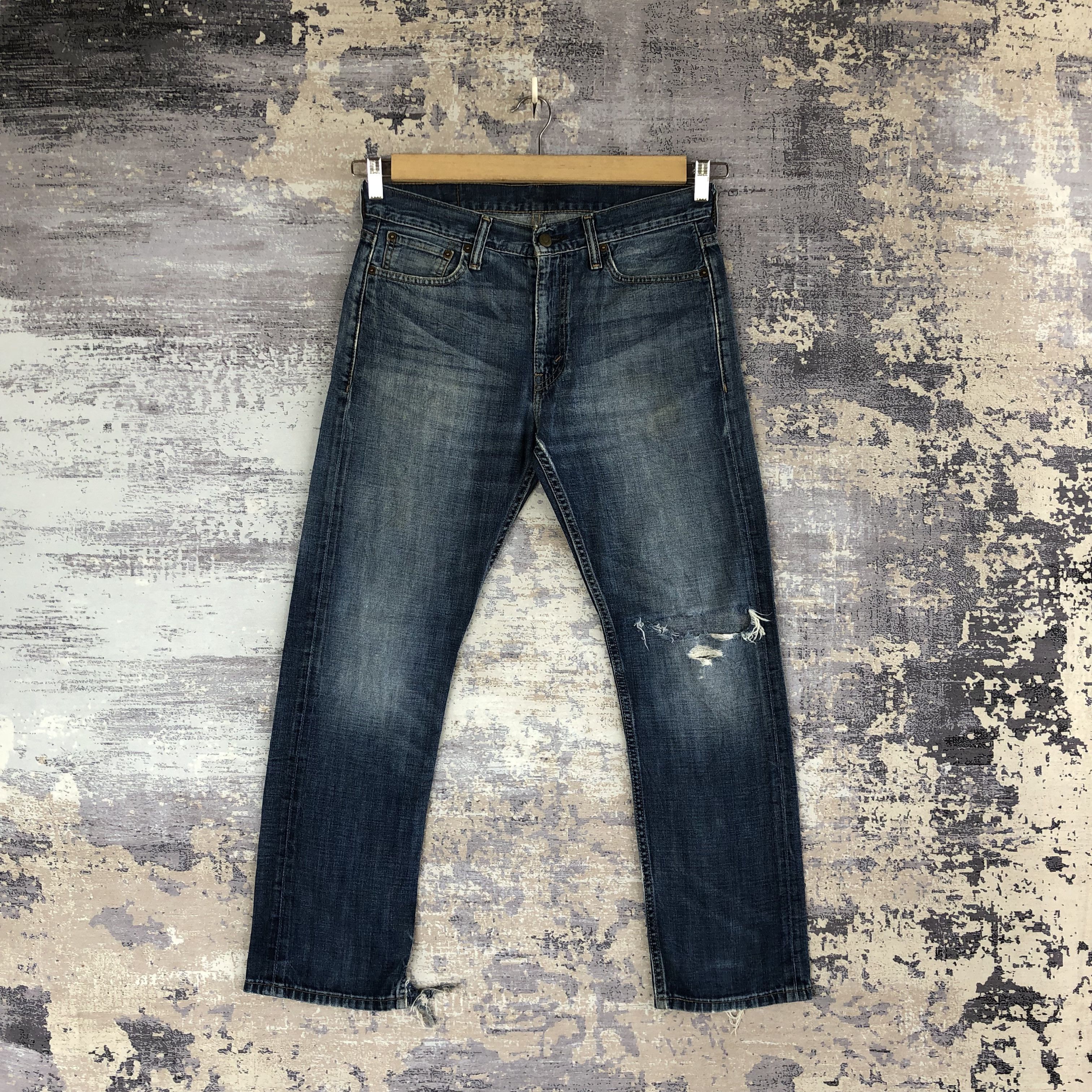 Levi's Vintage Levis Distressed Jeans Levi's Faded Blue Denim Pants Size US 32 / EU 48 - 1 Thumbnail