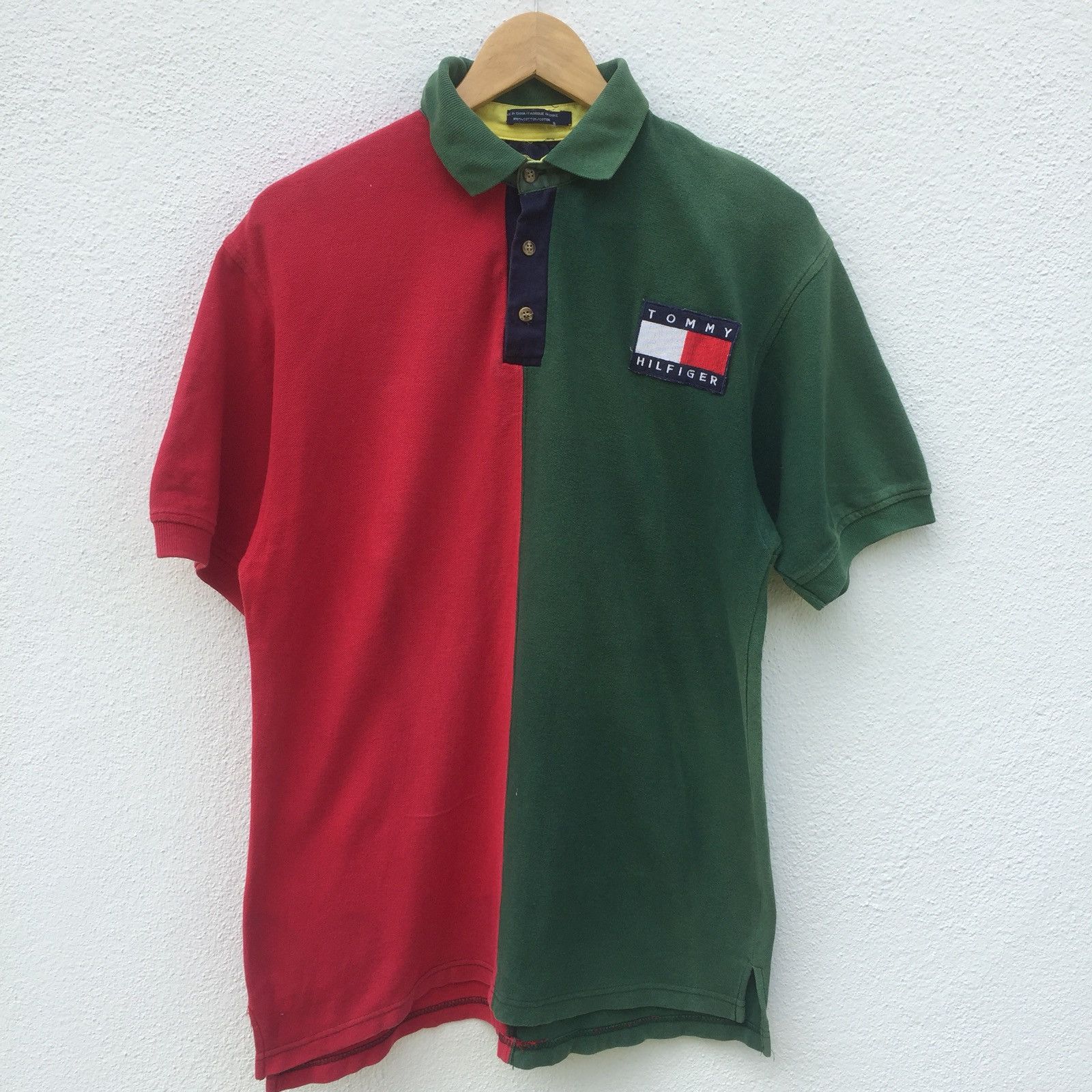 Tommy Hilfiger Vintage 90s Tommy Hilfiger Big Logo Polos Tshirt Size US L / EU 52-54 / 3 - 4 Thumbnail