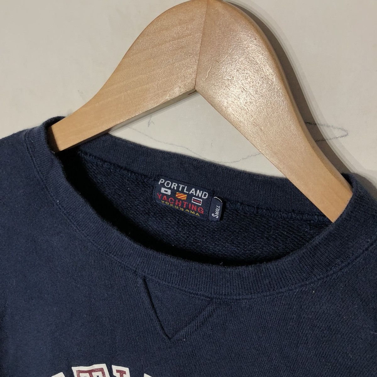 Japanese Brand VINTAGE 80's YACHTING CLUB PORTLAND 134 BIG LOGO Size US S / EU 44-46 / 1 - 5 Thumbnail