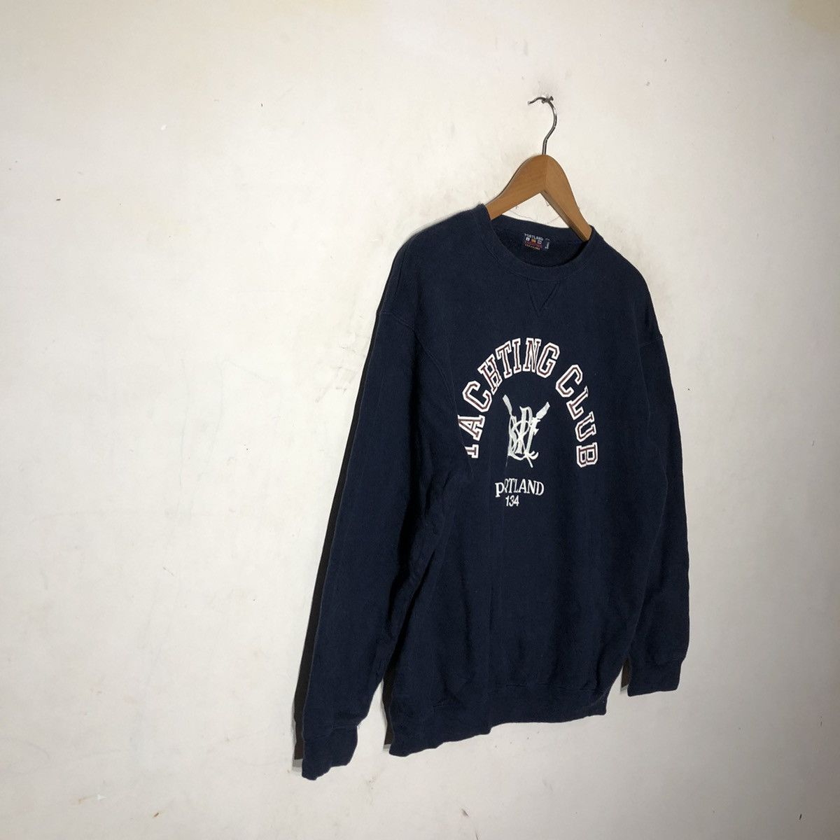 Japanese Brand VINTAGE 80's YACHTING CLUB PORTLAND 134 BIG LOGO Size US S / EU 44-46 / 1 - 3 Thumbnail