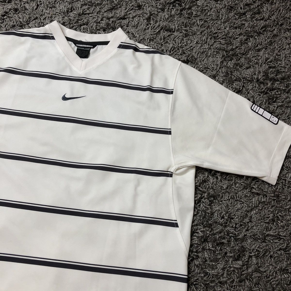 Nike Nike Vintage StreetWear T-Shirt Rare y2k Size US L / EU 52-54 / 3 - 3 Thumbnail