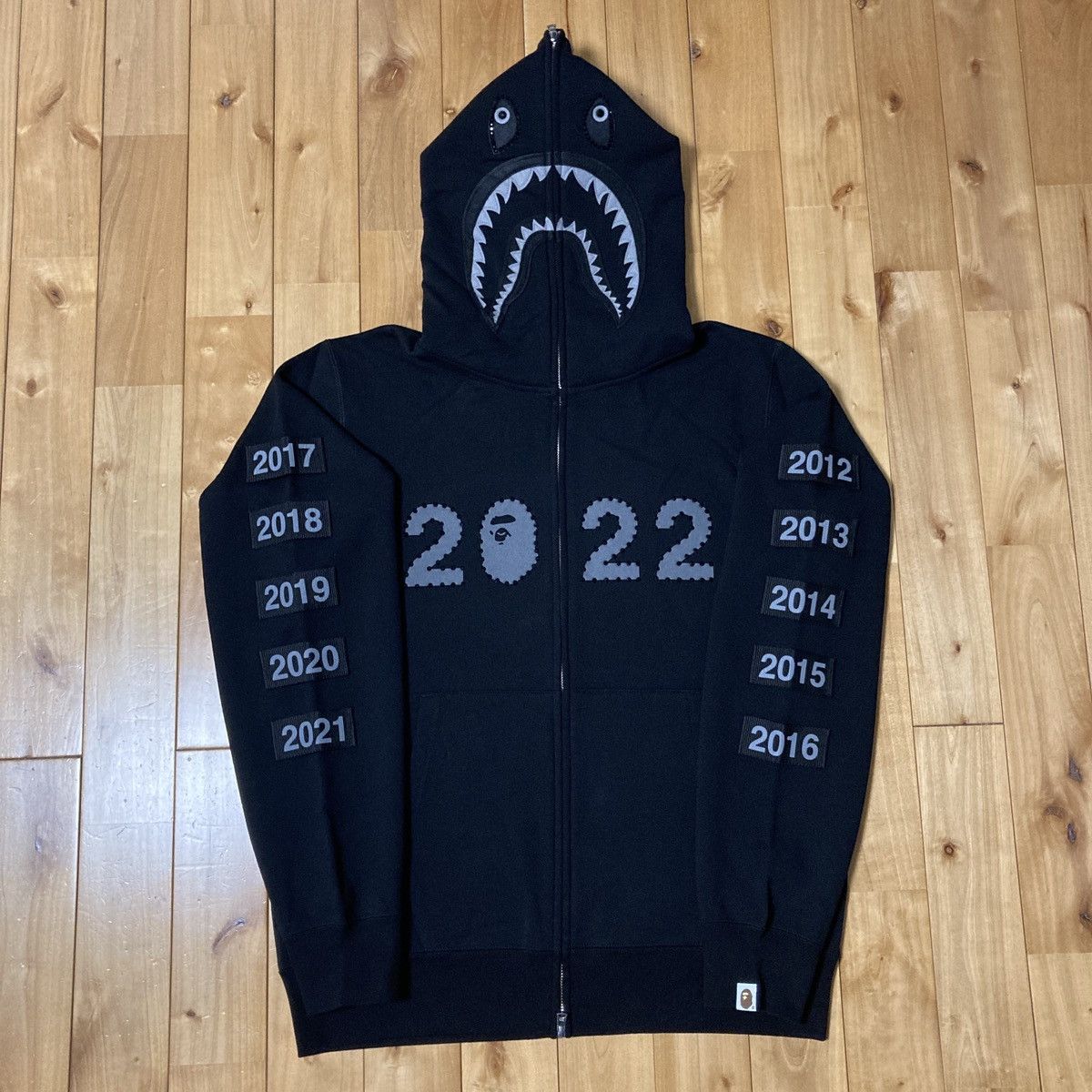Bape 🔥10 limited🔥 DSMG Japan Black shark full zip hoodie ape Size US XL / EU 56 / 4 - 2 Thumbnail
