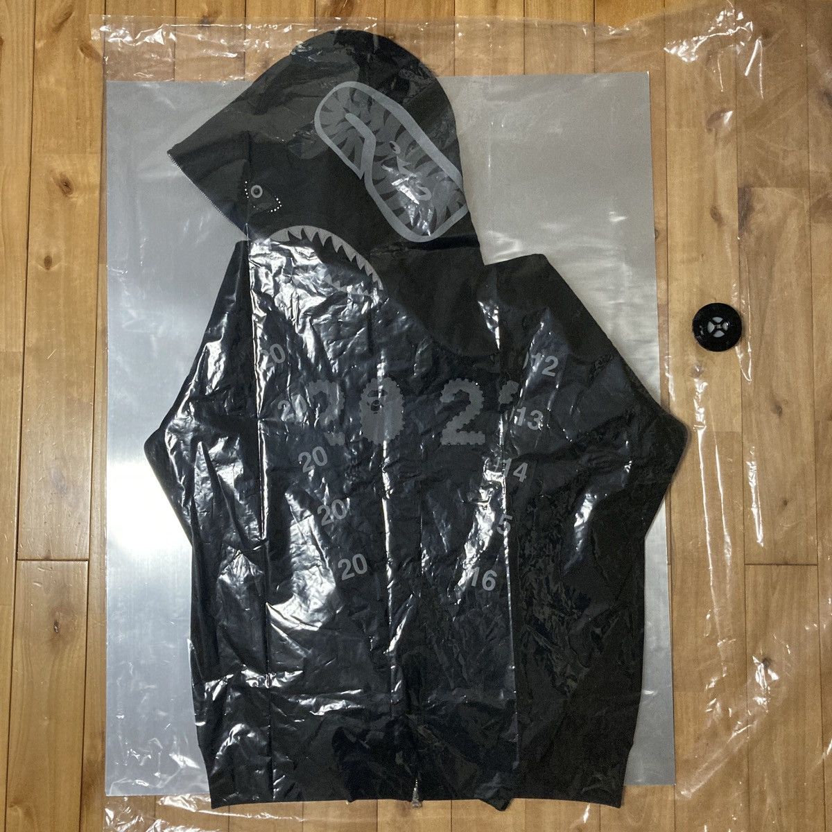 Bape 🔥10 limited🔥 DSMG Japan Black shark full zip hoodie ape Size US XL / EU 56 / 4 - 13 Thumbnail
