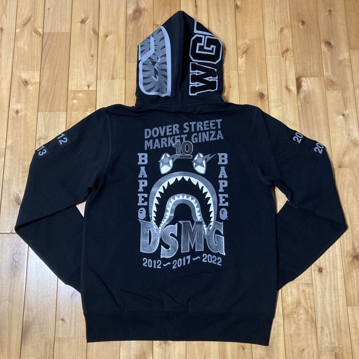 Bape 🔥10 limited🔥 DSMG Japan Black shark full zip hoodie ape Size US XL / EU 56 / 4 - 3 Thumbnail