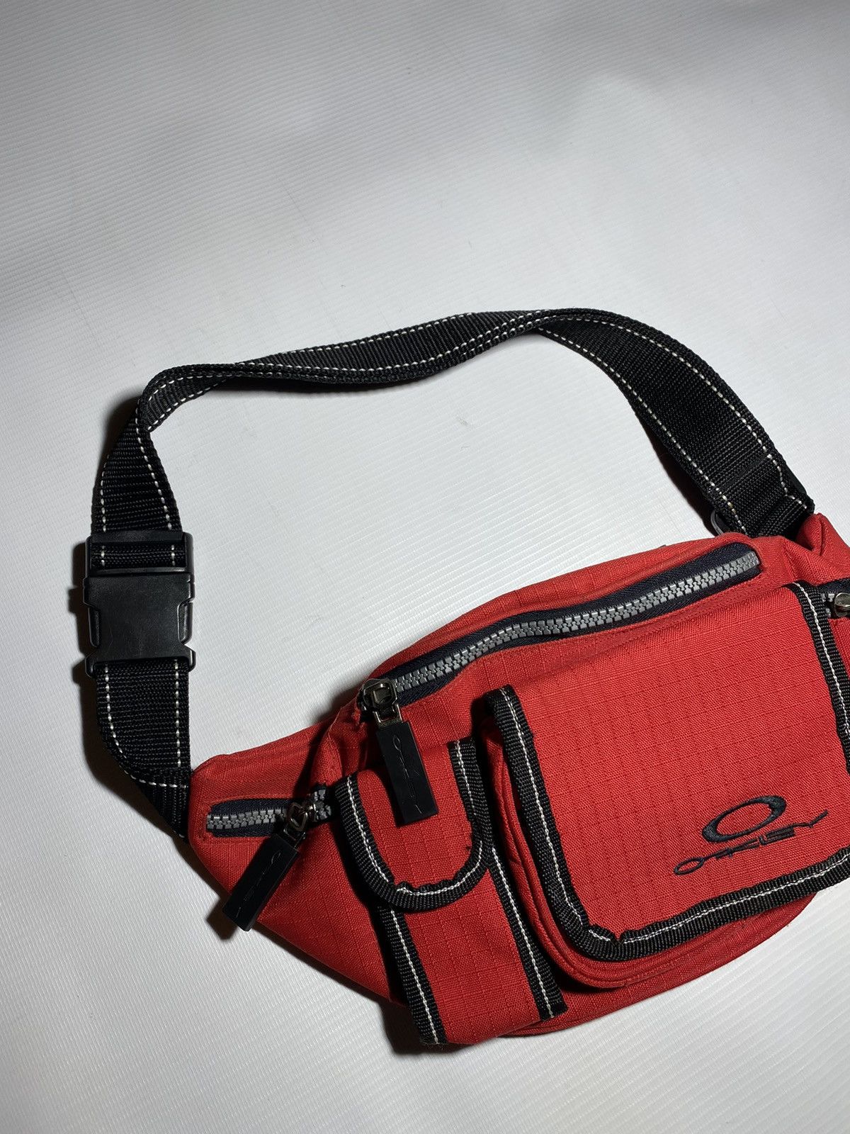 Oakley × Vintage Oakley Vintage softwarer red waist bag OS Size ONE SIZE - 8 Thumbnail