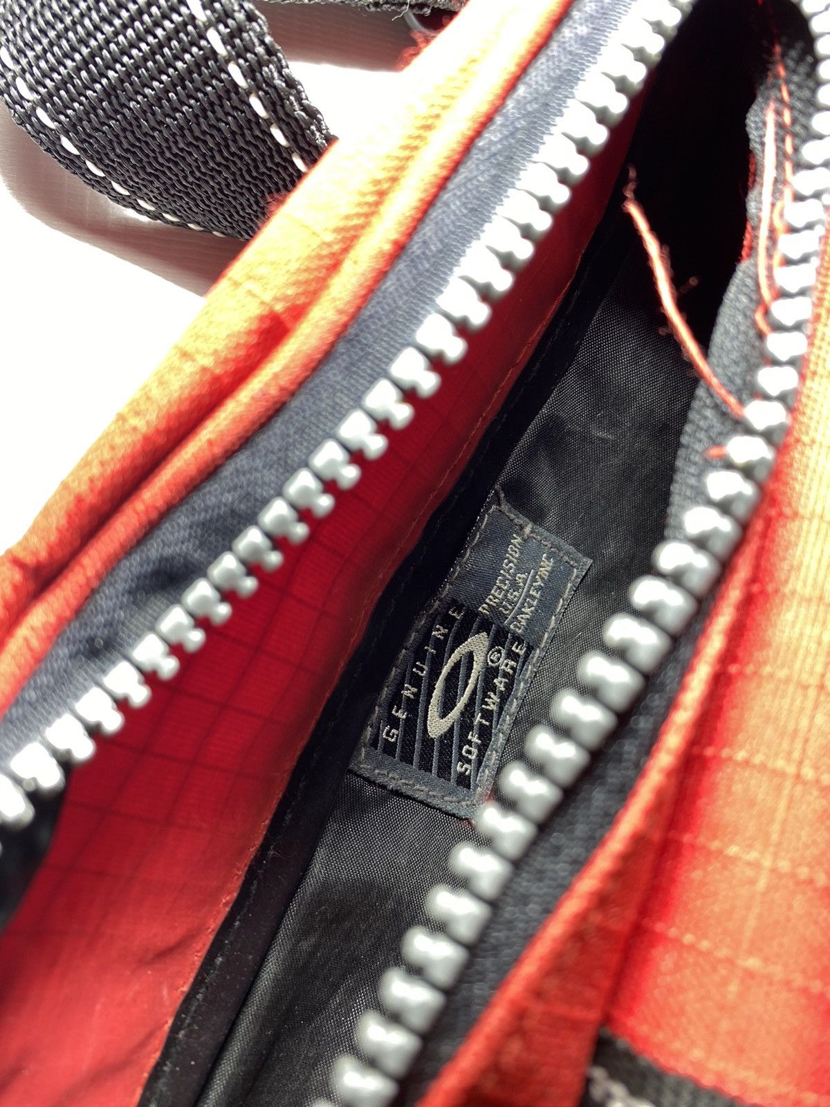 Oakley × Vintage Oakley Vintage softwarer red waist bag OS Size ONE SIZE - 6 Thumbnail