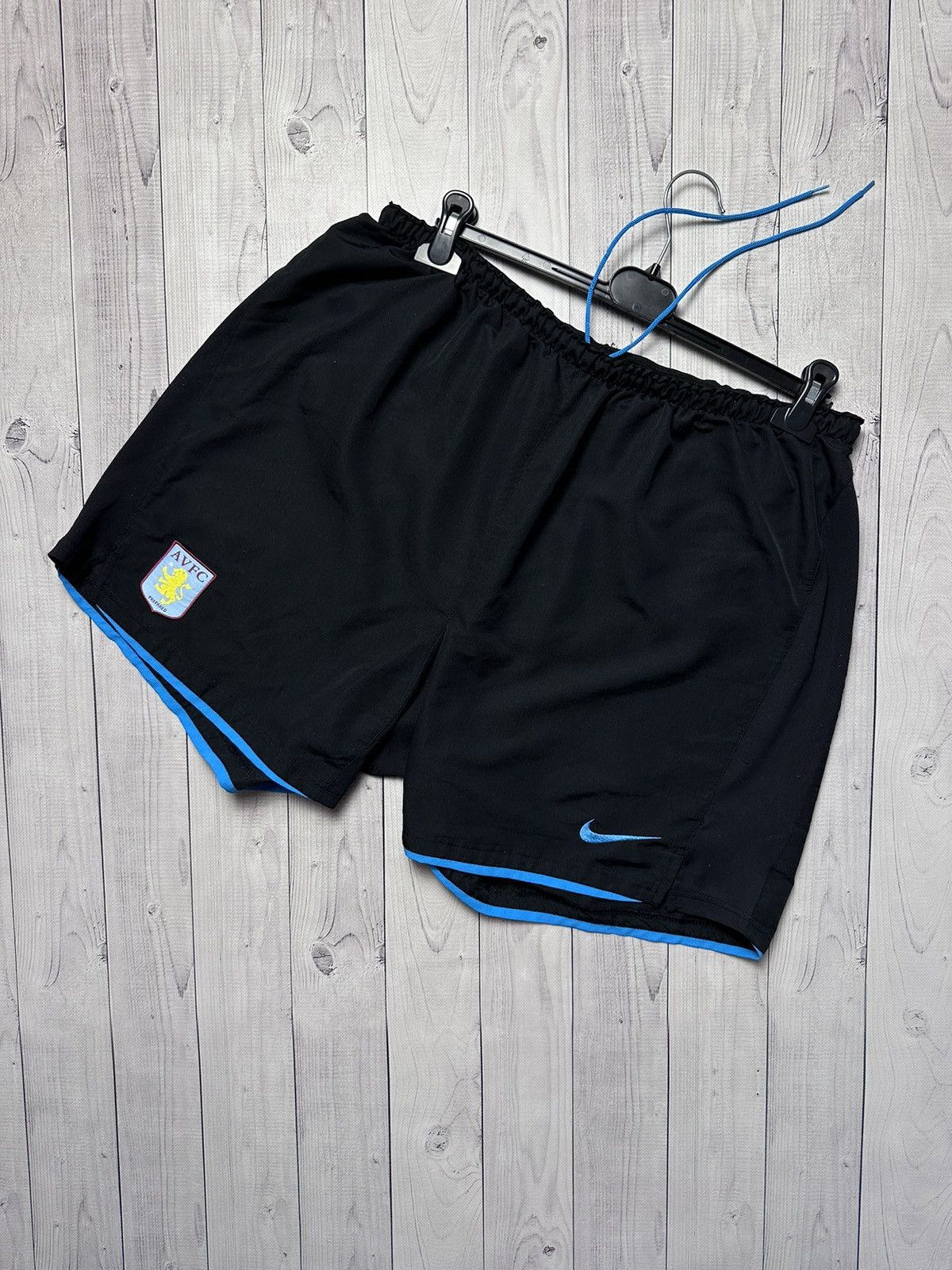 Nike × Vintage Vintage Nike Aston villa soccer short size XXL Size US 38 / EU 54 - 1 Thumbnail