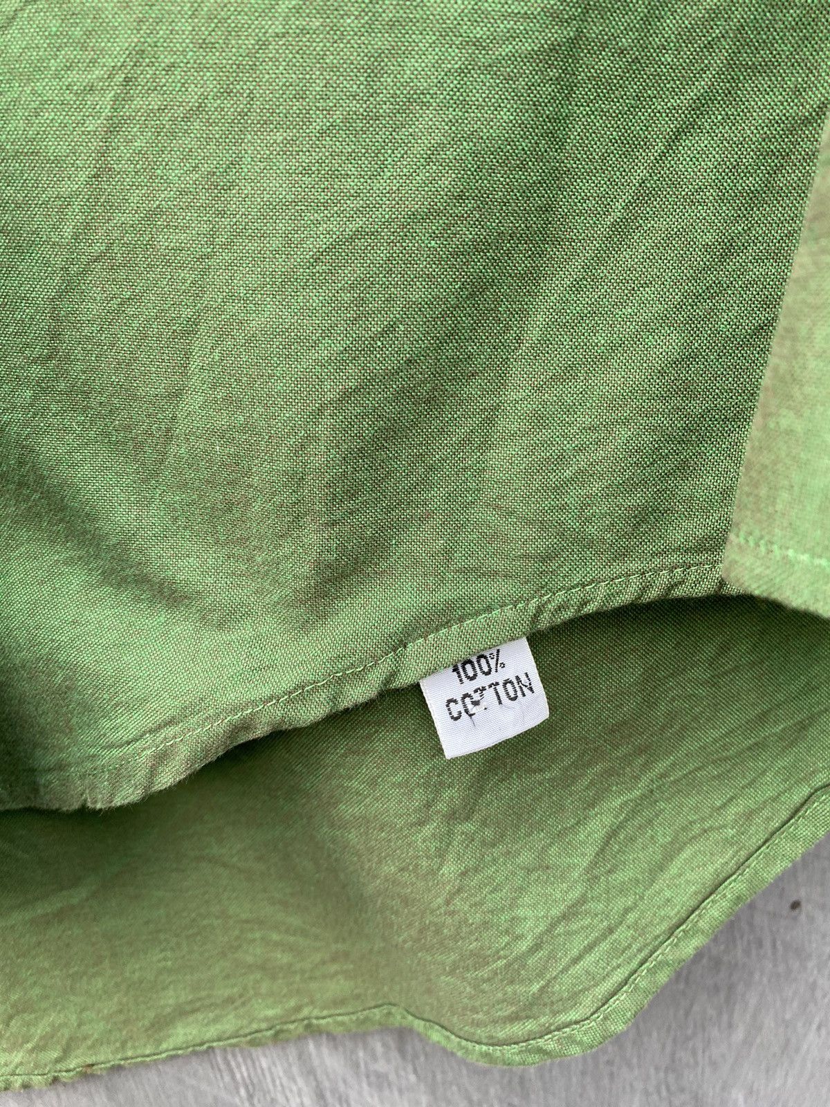 Nigel Cabourn Nigel Cabourn green shimmer military cotton shirt size M/L Size US L / EU 52-54 / 3 - 7 Thumbnail